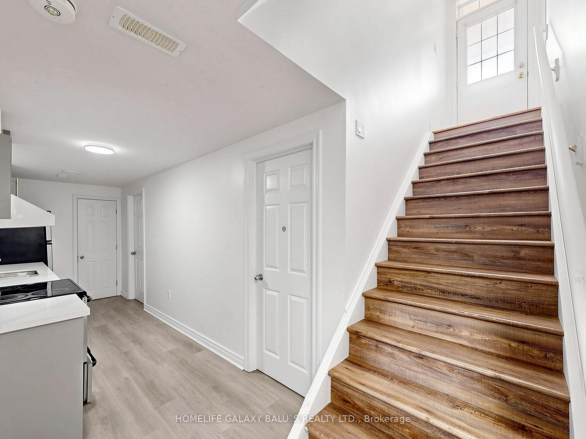 Photo 4 of Unit (Basement), 7 Voysey Way, Markham, Cedarwood — HOMEH