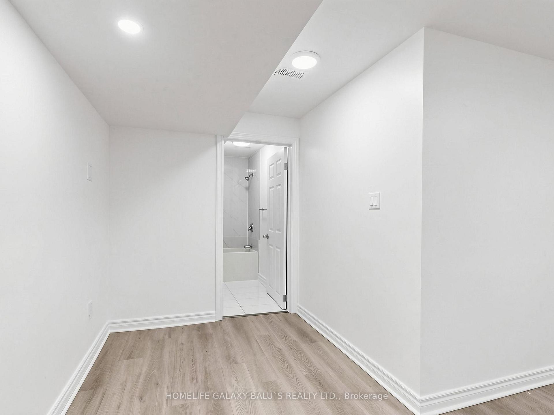 Photo 23 of Unit (Basement), 7 Voysey Way, Markham, Cedarwood — HOMEH