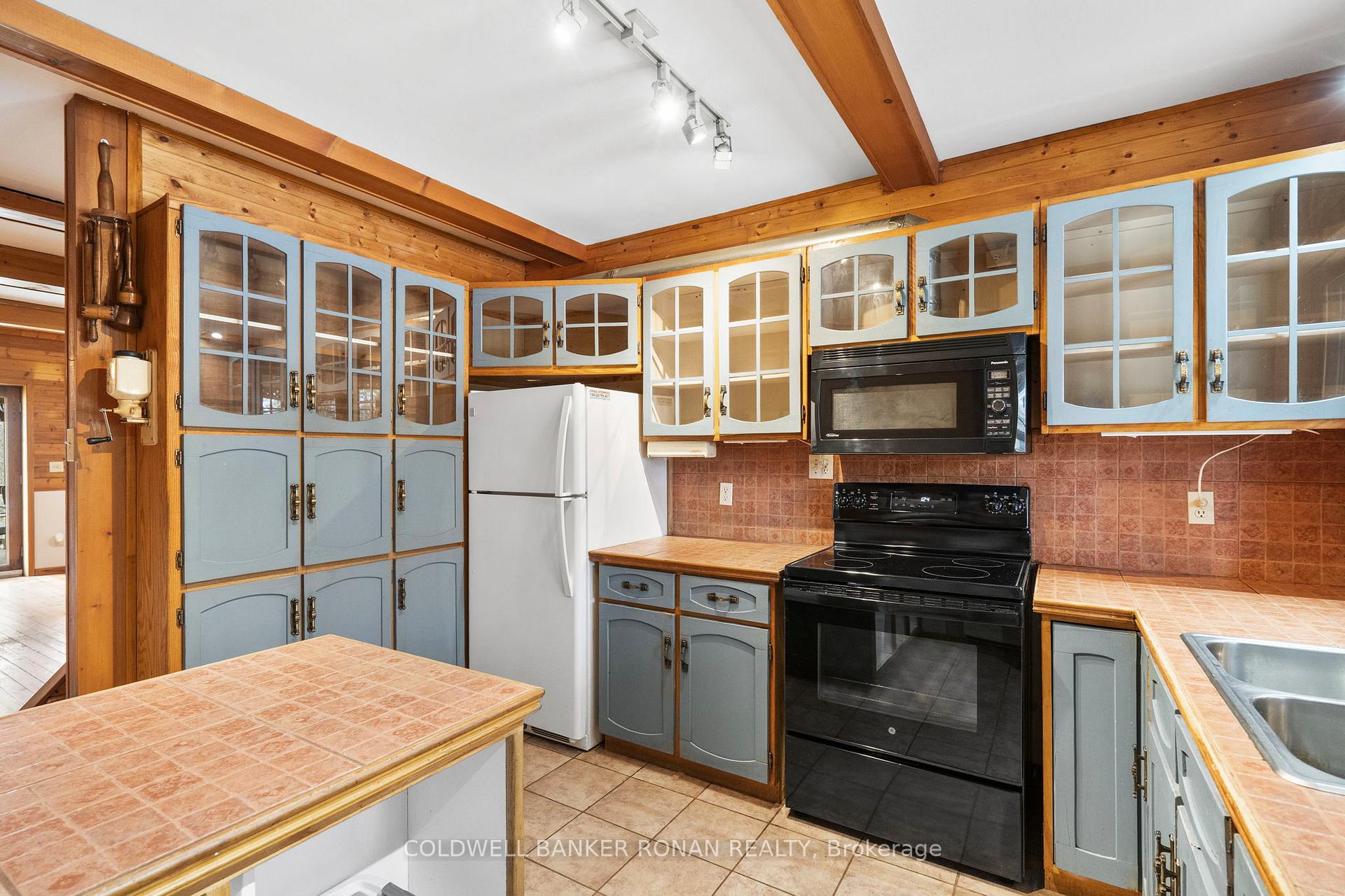 Photo 6 of 797 Forest Lake Road, Joly — HOMEH