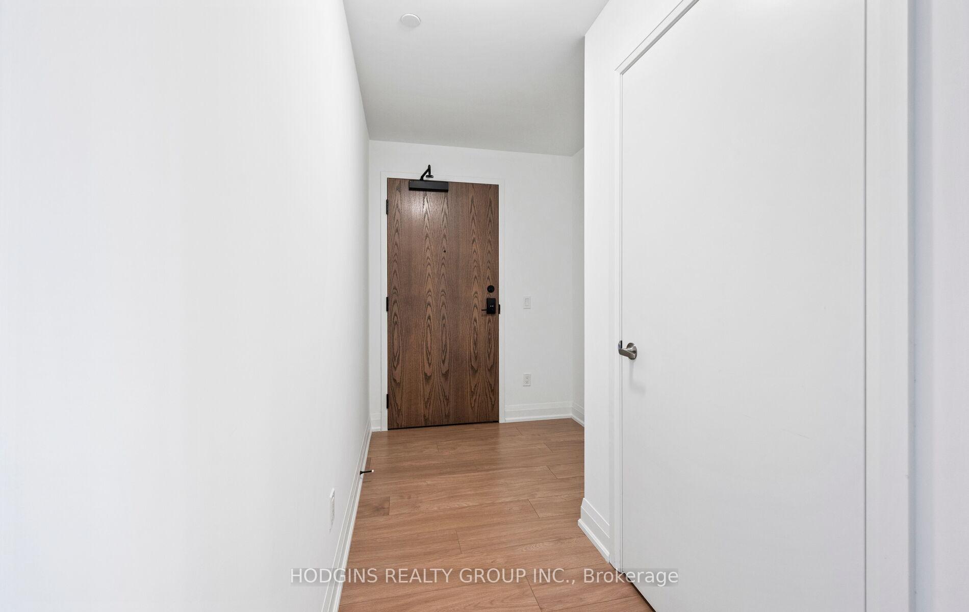Photo 8 of Unit 1714, 1035 Southdown Road, Mississauga, Clarkson — HOMEH