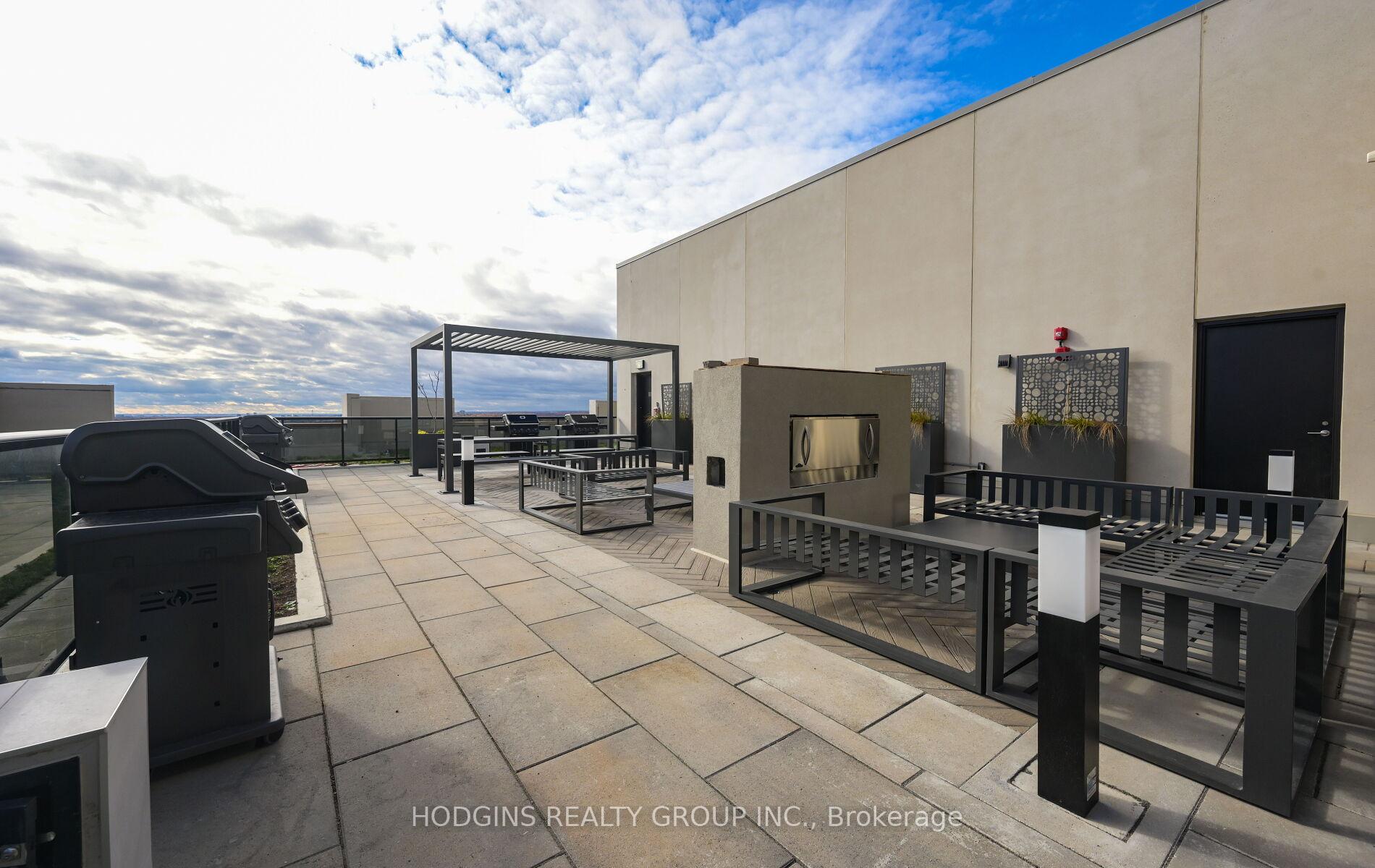 Photo 16 of Unit 1714, 1035 Southdown Road, Mississauga, Clarkson — HOMEH