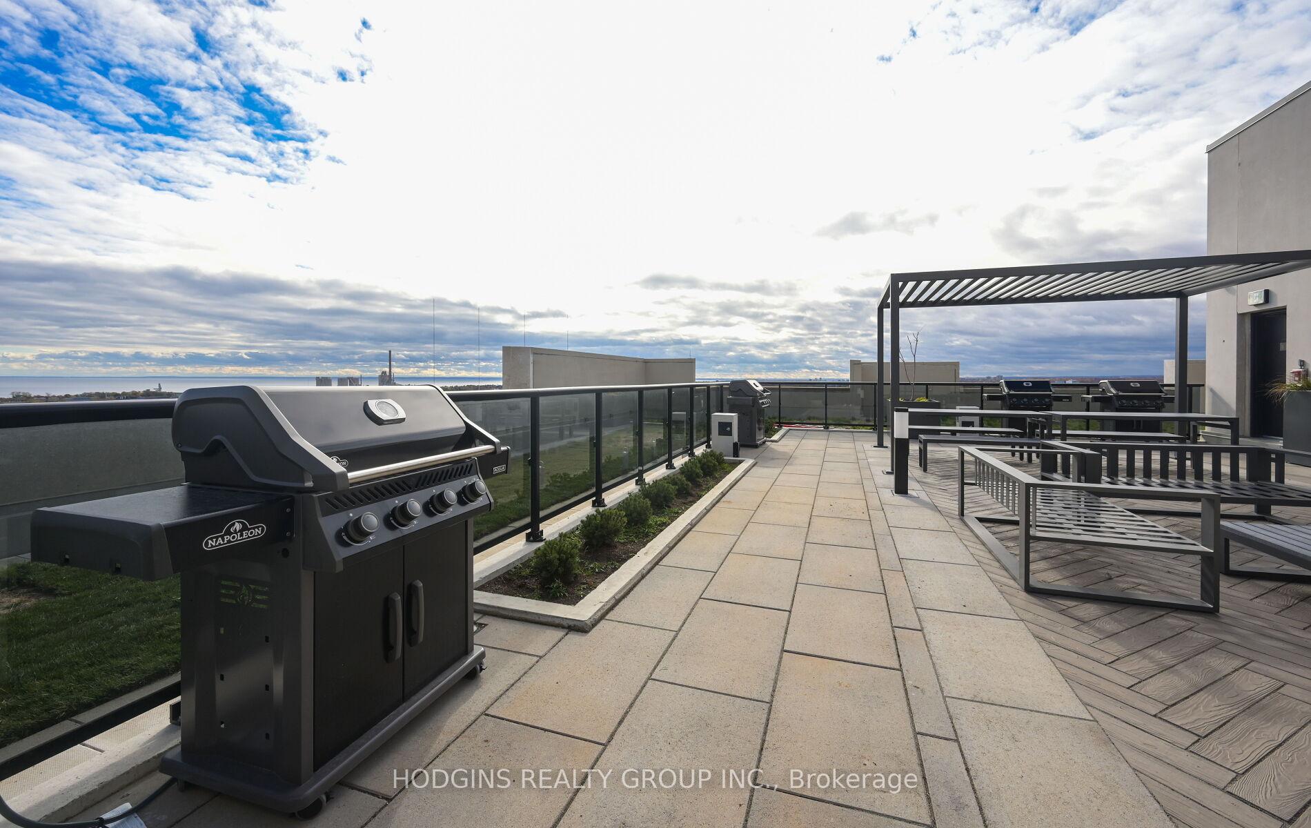 Photo 18 of Unit 1714, 1035 Southdown Road, Mississauga, Clarkson — HOMEH