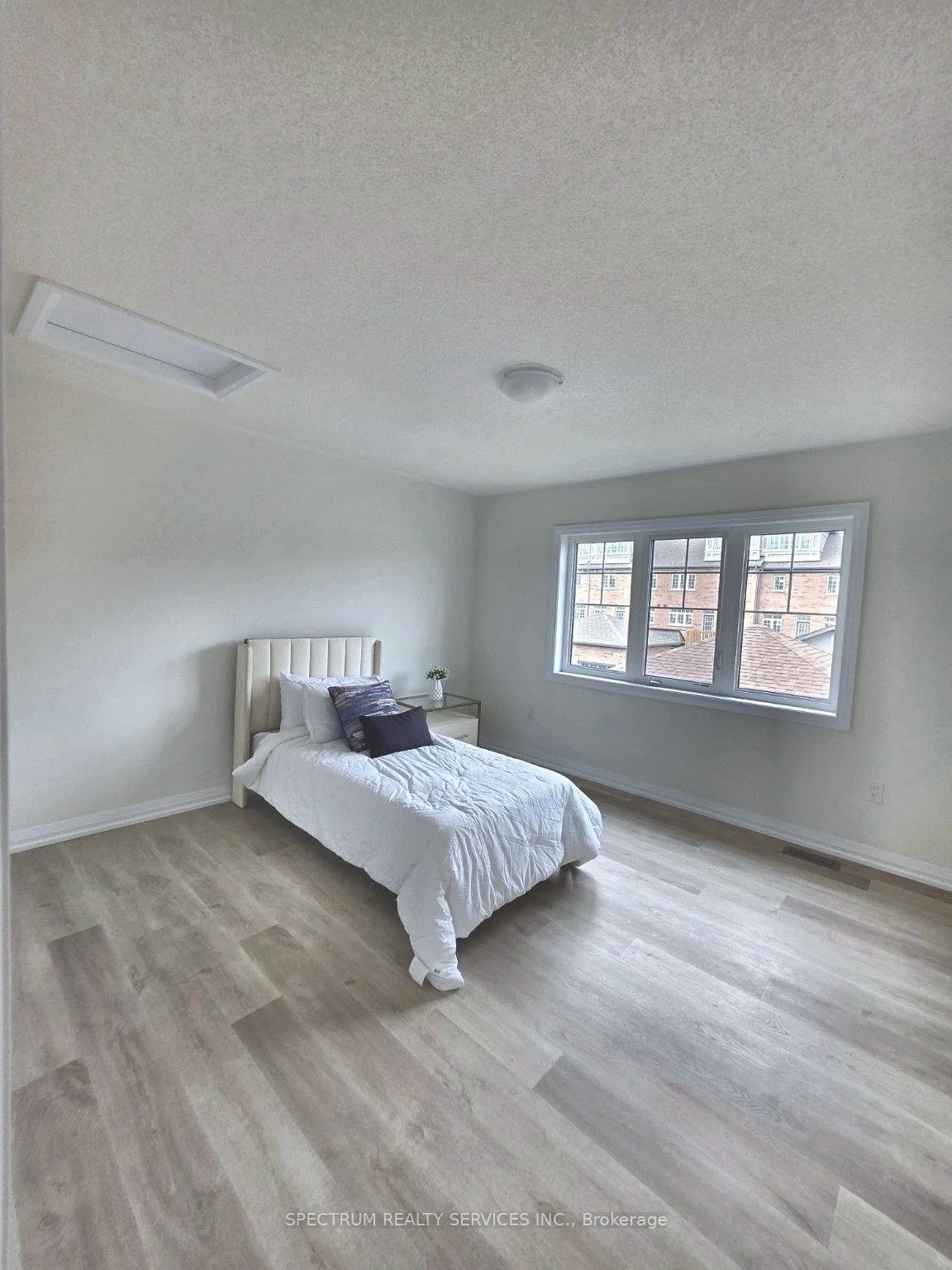 Photo 47 of 1522 Benson Street, Innisfil, Alcona — HOMEH