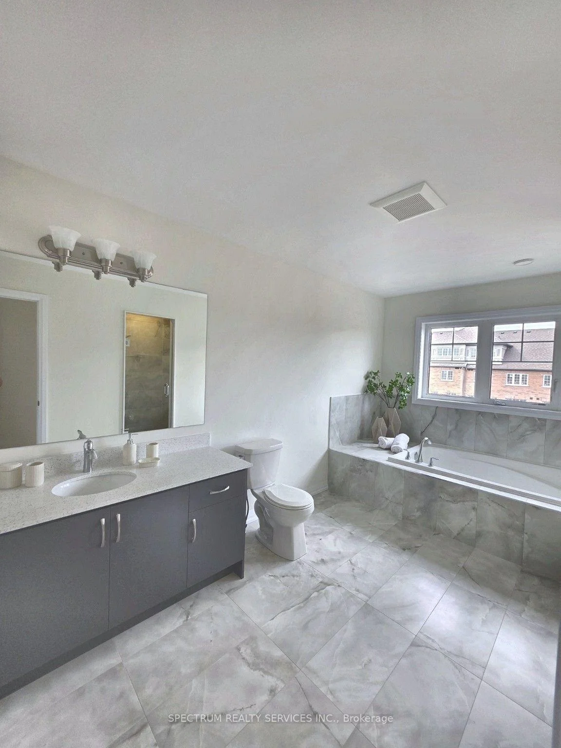Photo 39 of 1522 Benson Street, Innisfil, Alcona — HOMEH