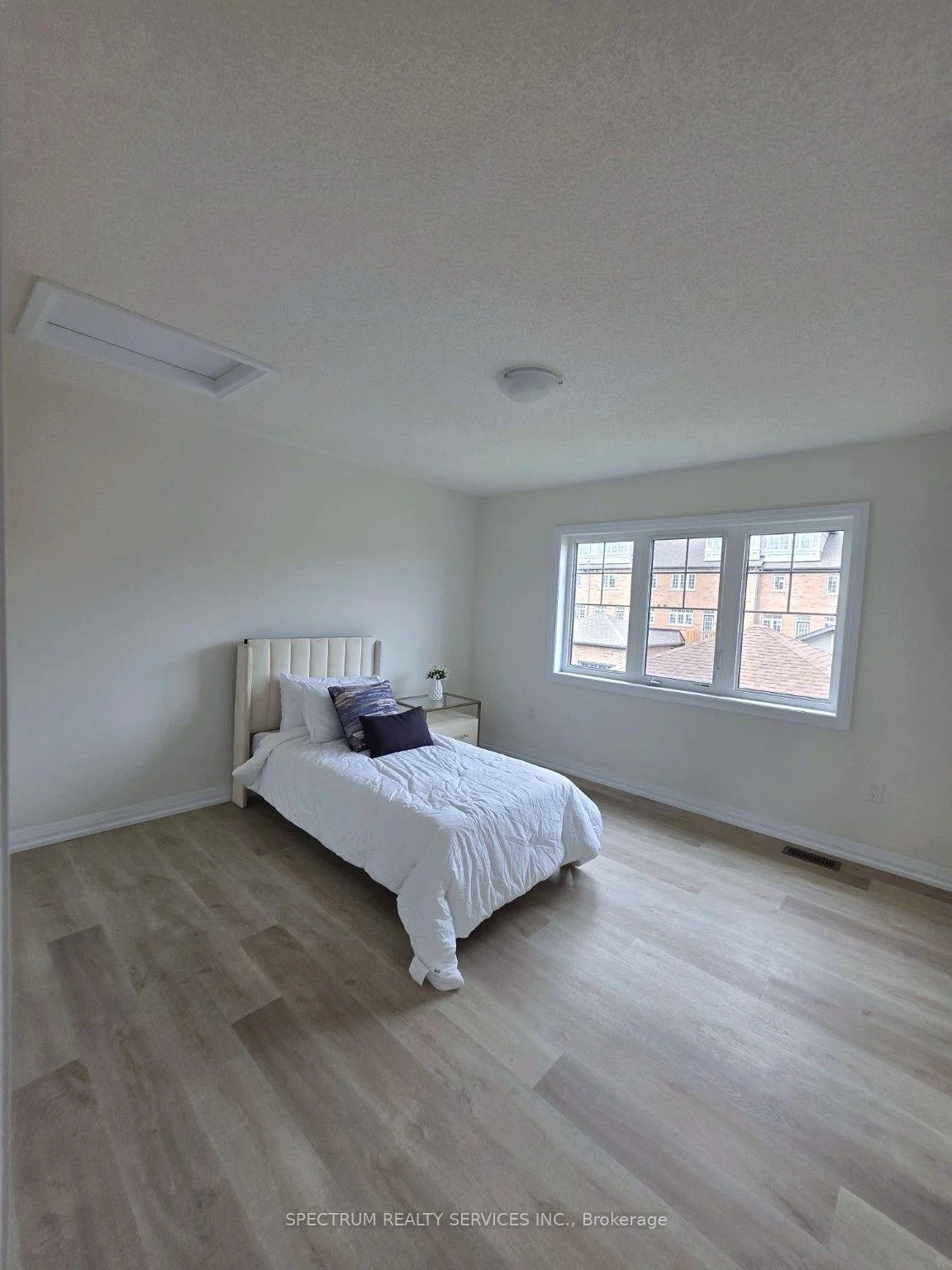 Photo 43 of 1522 Benson Street, Innisfil, Alcona — HOMEH