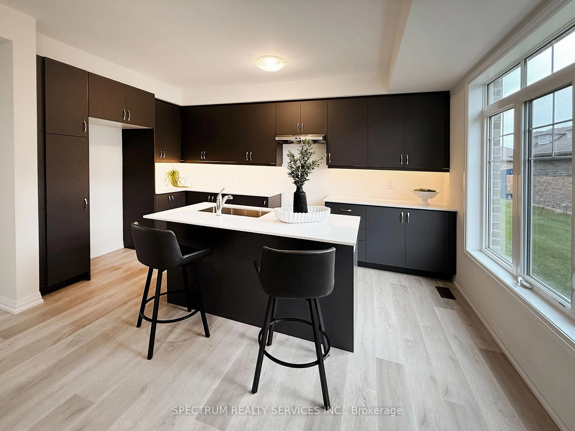 Photo 14 of 1522 Benson Street, Innisfil, Alcona — HOMEH