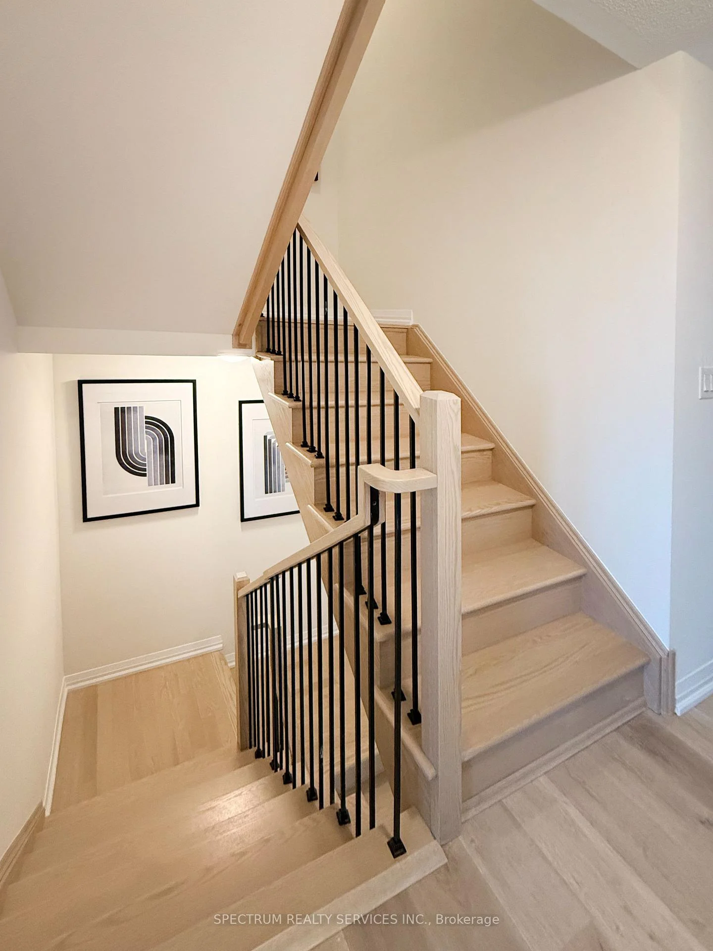 Photo 19 of 1522 Benson Street, Innisfil, Alcona — HOMEH
