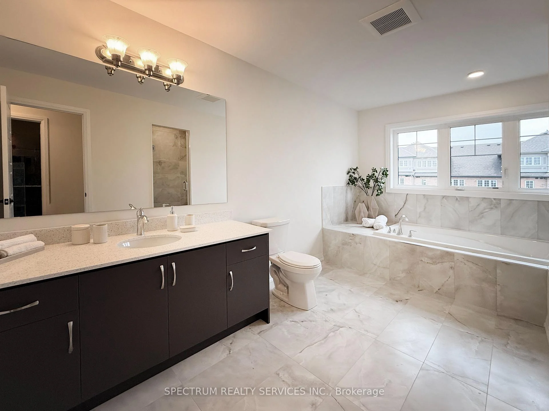 Photo 28 of 1522 Benson Street, Innisfil, Alcona — HOMEH