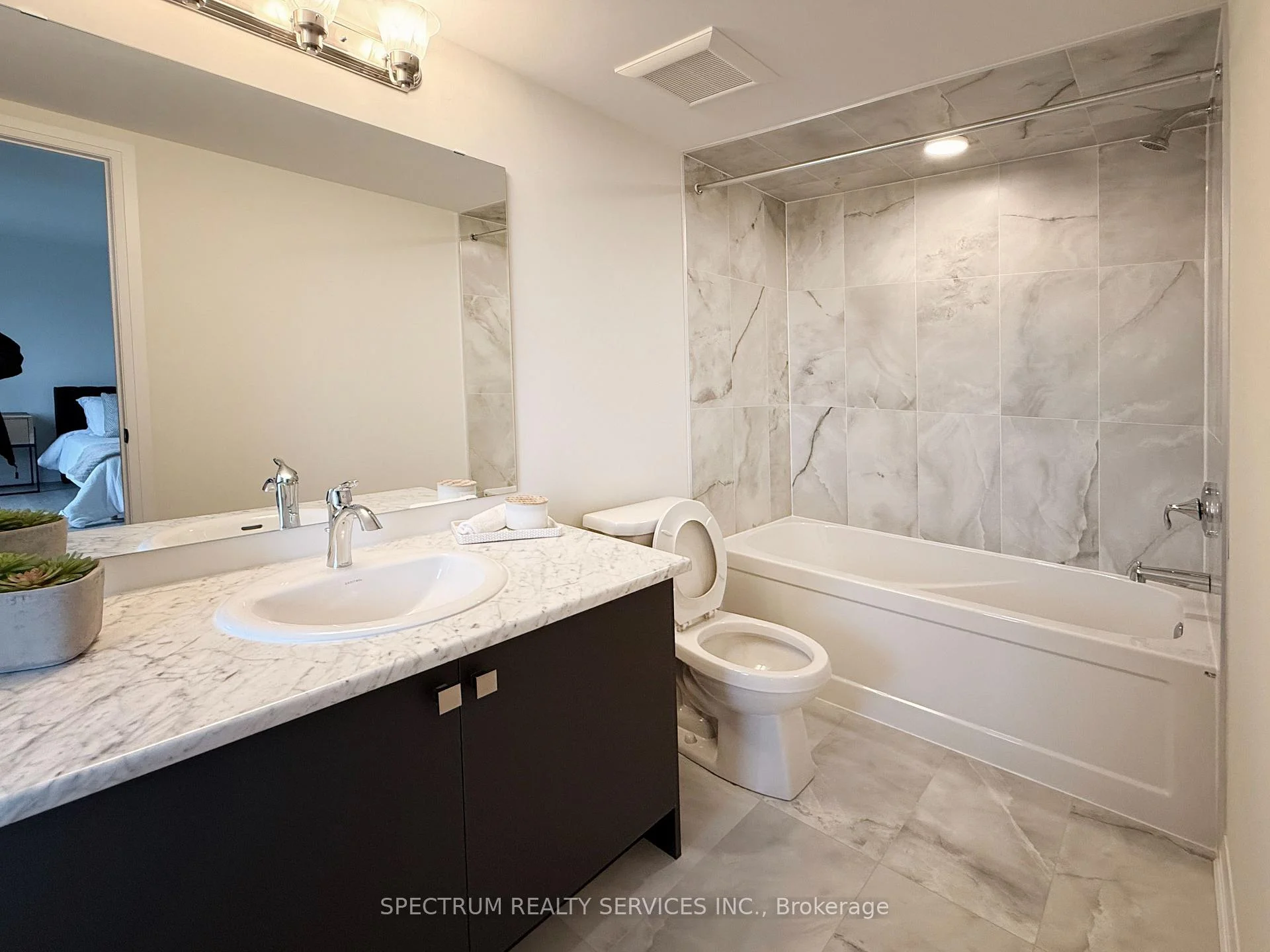 Photo 34 of 1522 Benson Street, Innisfil, Alcona — HOMEH