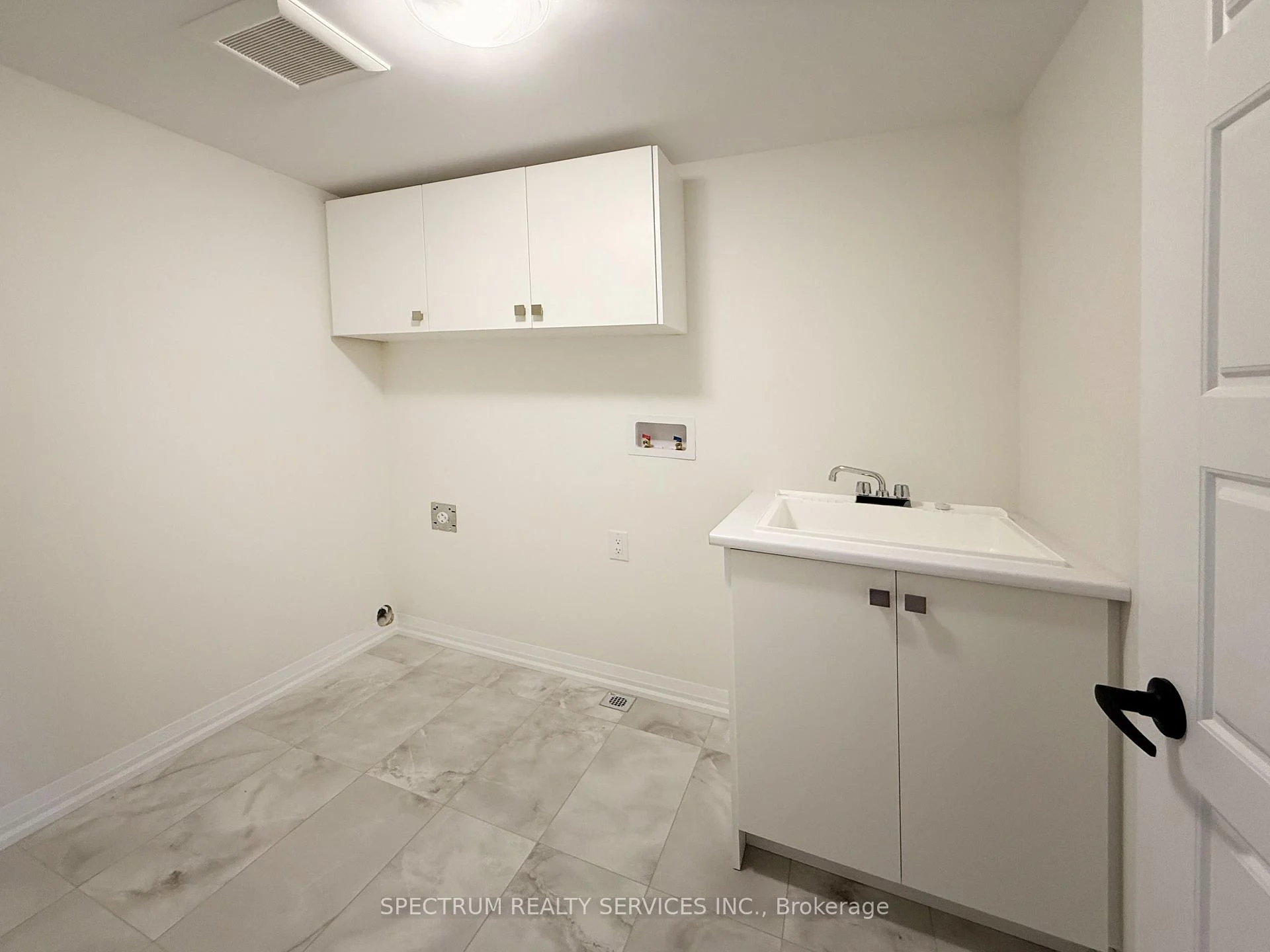 Photo 36 of 1522 Benson Street, Innisfil, Alcona — HOMEH
