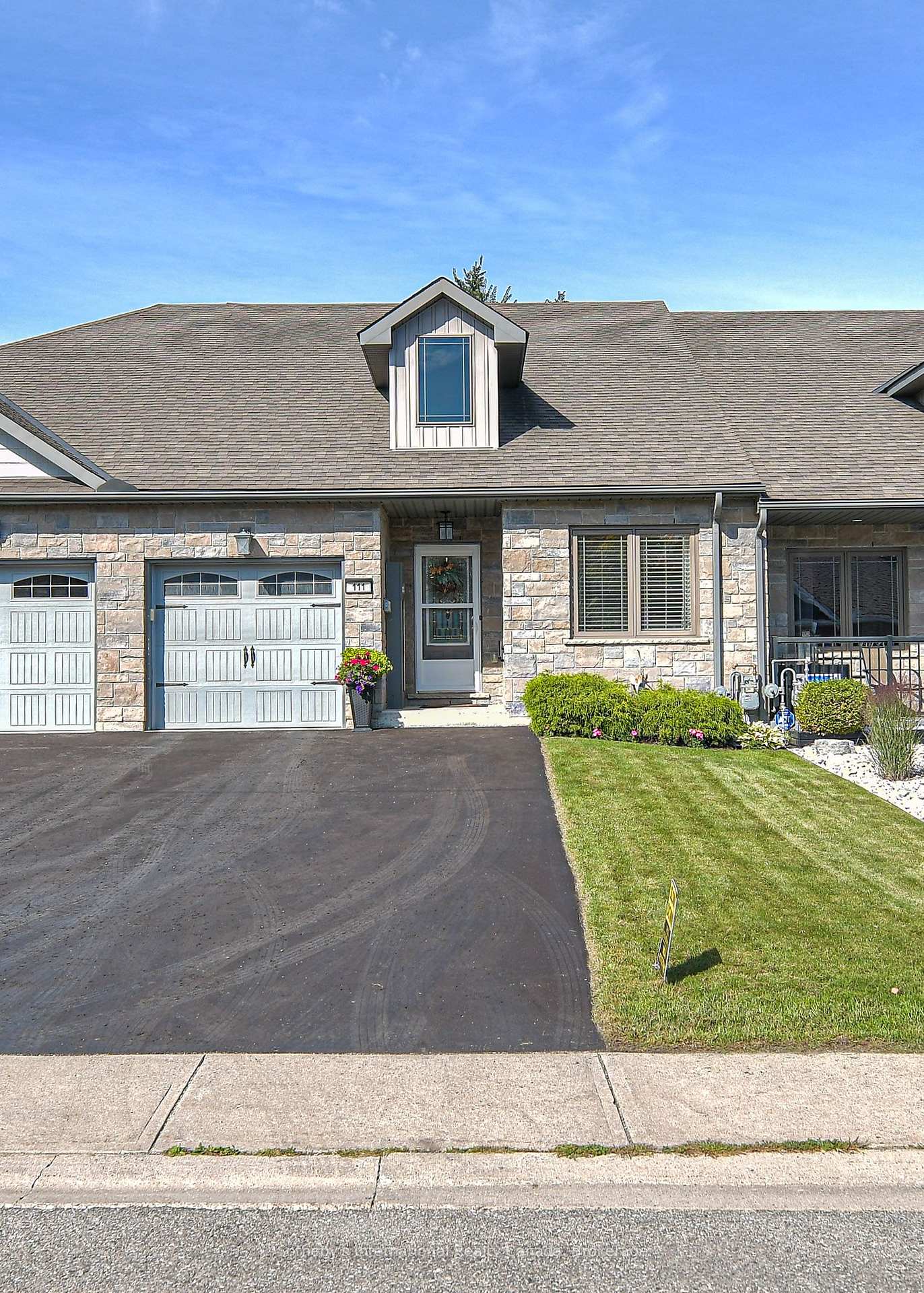 Photo 1 of 111 Lucy Lane, Orillia — HOMEH