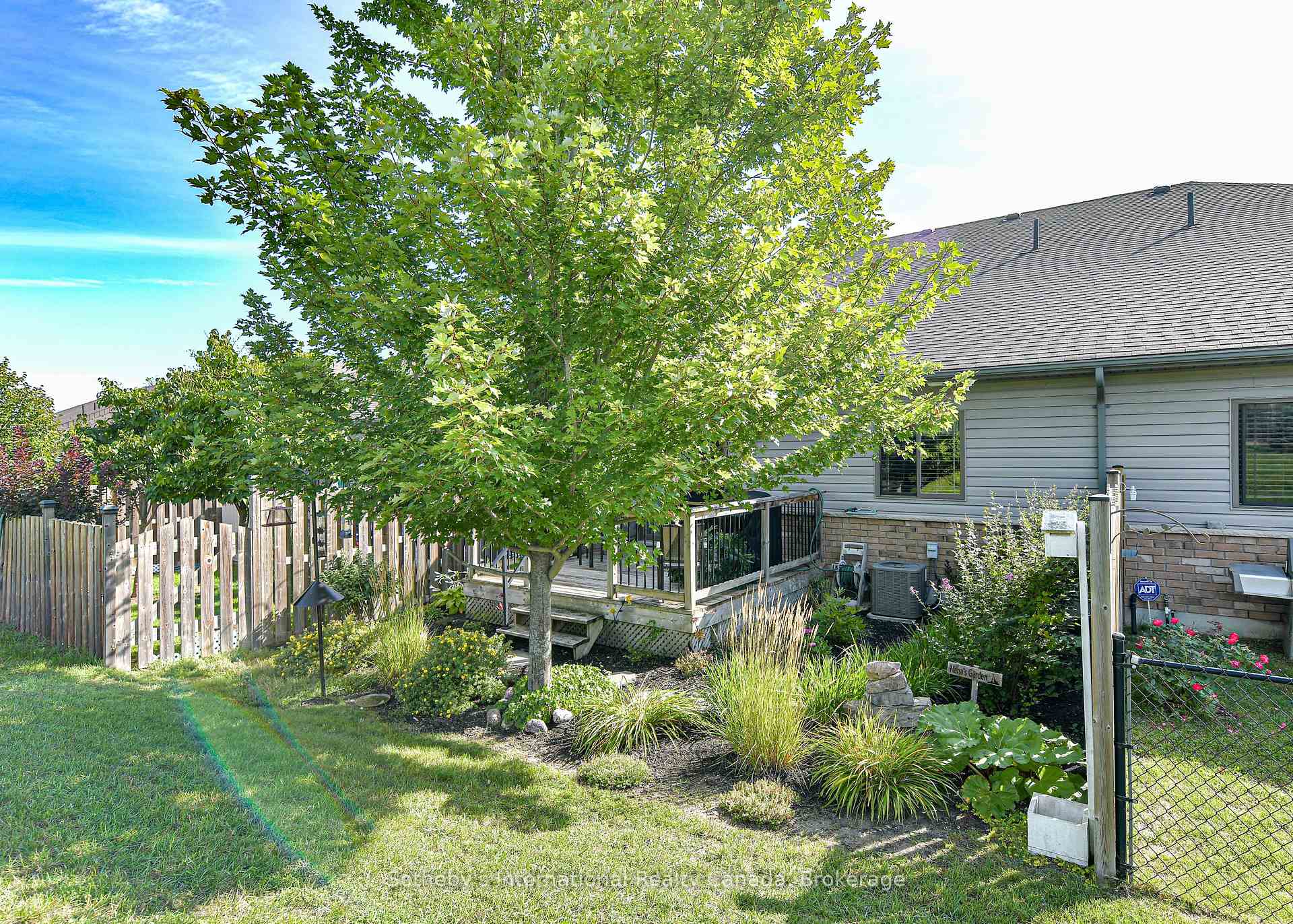 Photo 5 of 111 Lucy Lane, Orillia — HOMEH