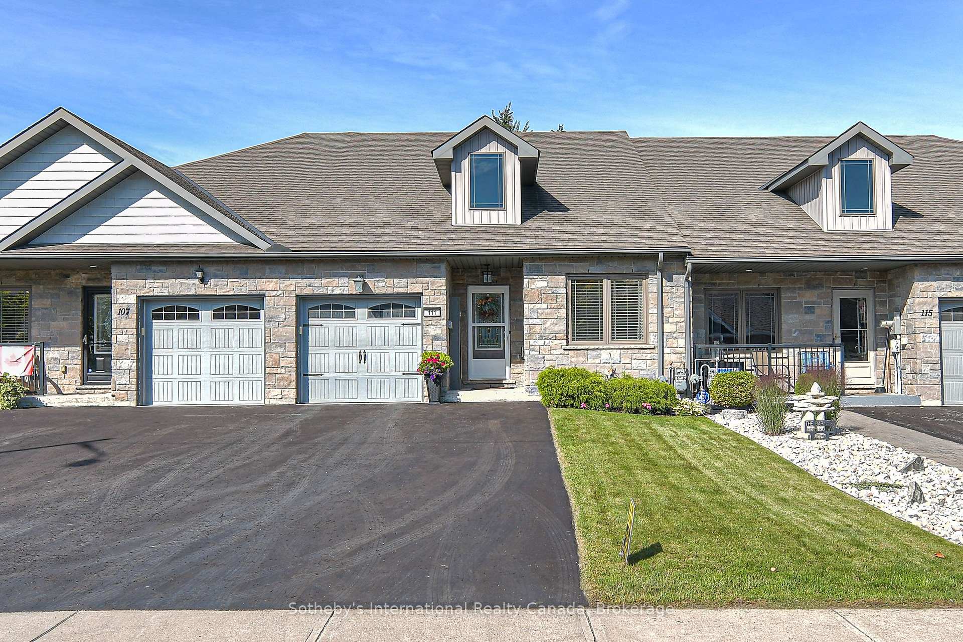 Photo 2 of 111 Lucy Lane, Orillia — HOMEH