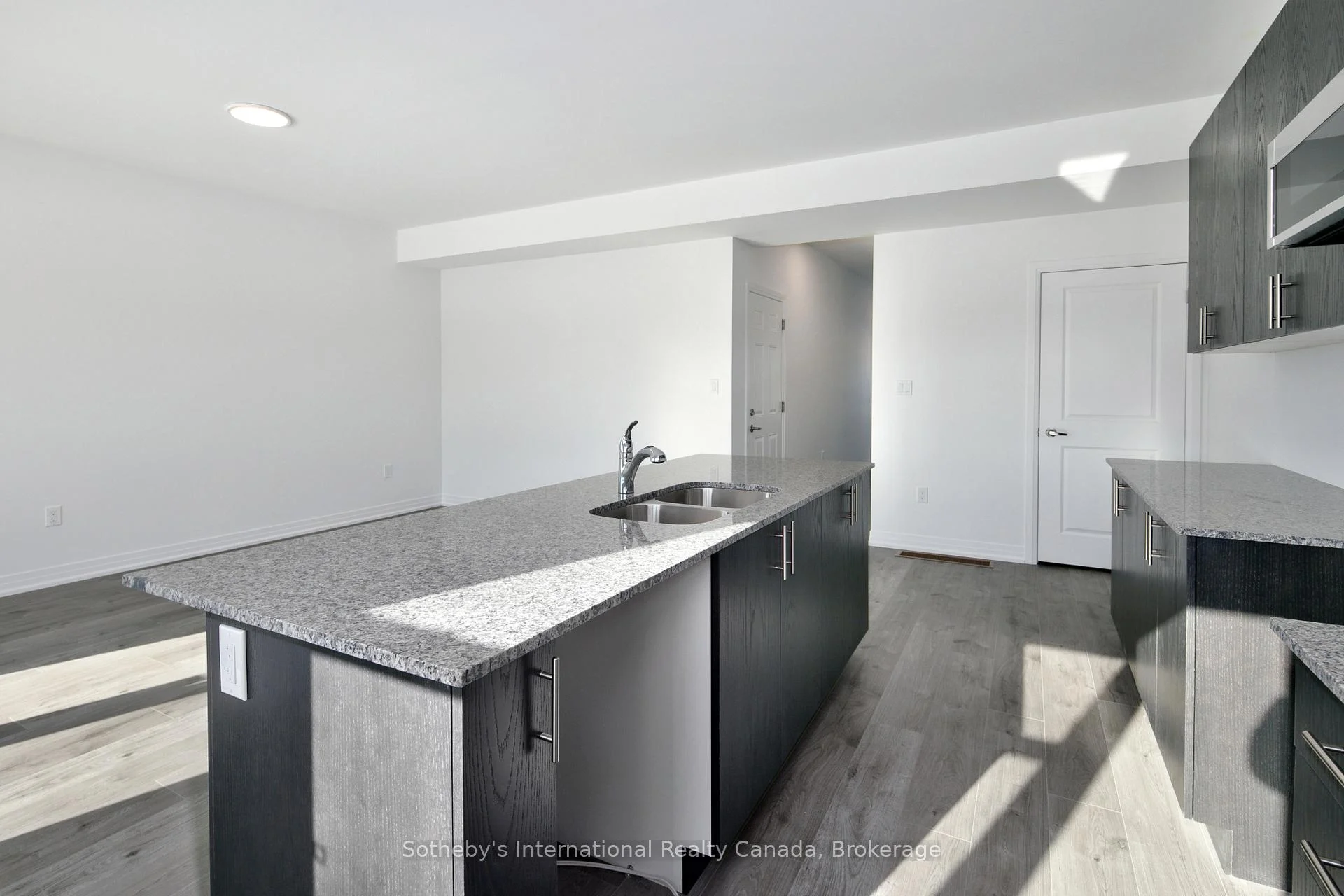 Photo 18 of 170 Equality Drive, Meaford — HOMEH