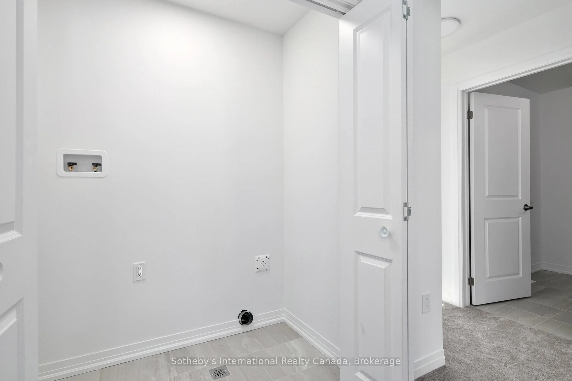 Photo 19 of 170 Equality Drive, Meaford — HOMEH