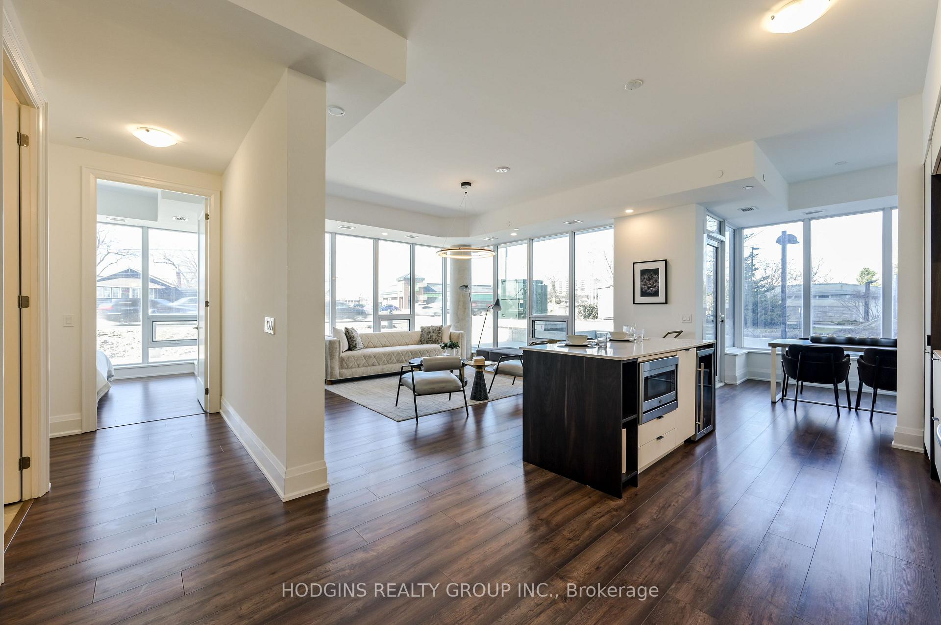 Photo of Unit 1711, 1035 Southdown Road
