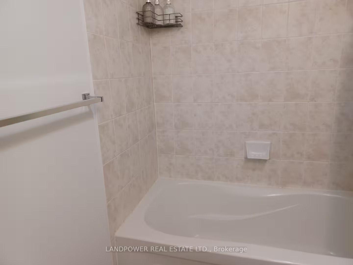 Photo 6 of Unit 3906, 65 Bremner Boulevard, Toronto, Waterfront Communities — HOMEH