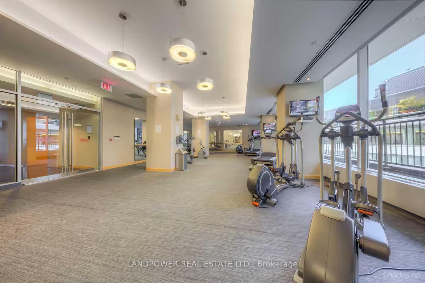 Photo 16 of Unit 3906, 65 Bremner Boulevard, Toronto, Waterfront Communities — HOMEH