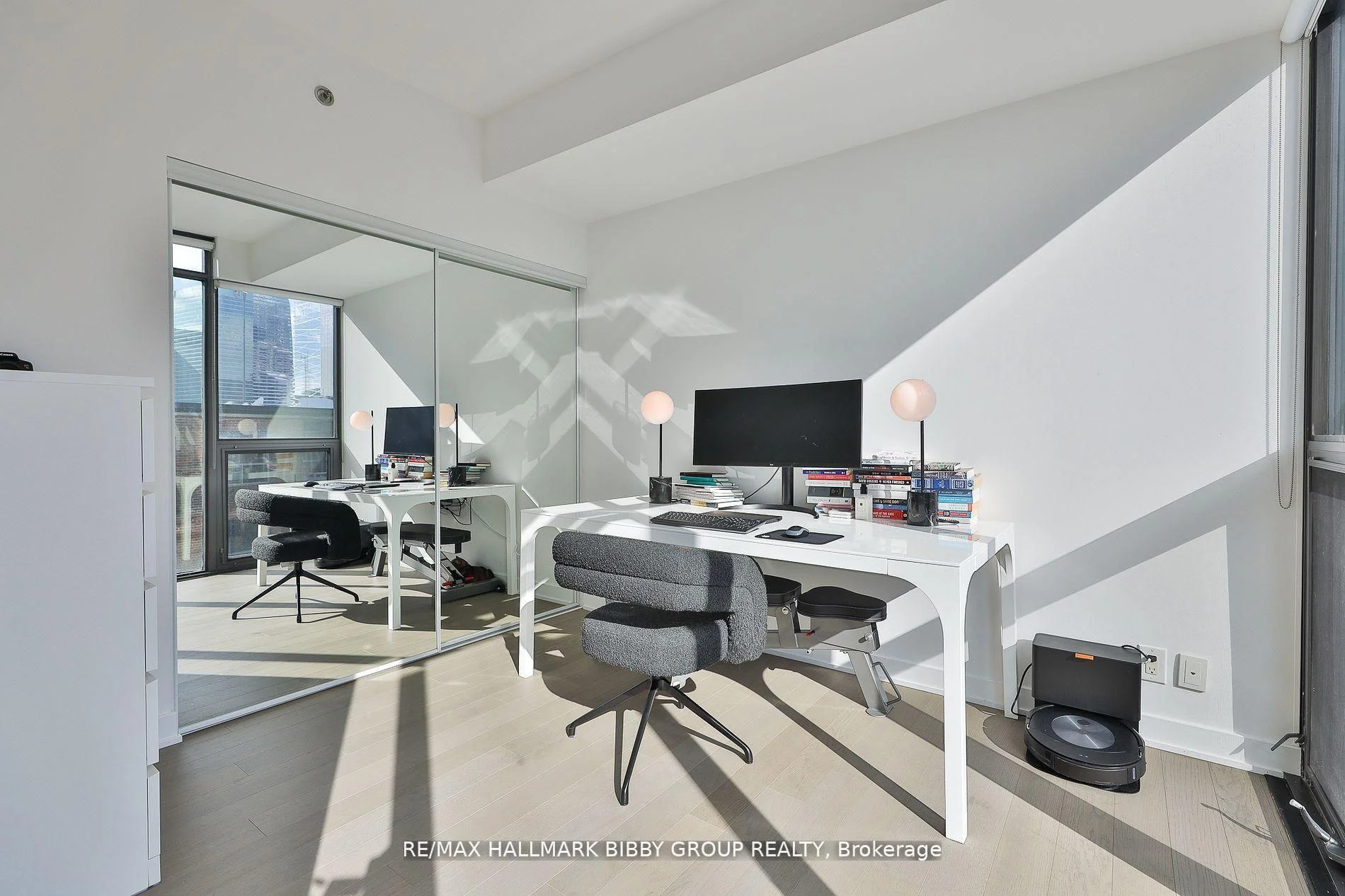 Photo 14 of Unit 710, 15 Beverley Street, Toronto, Kensington-Chinatown — HOMEH