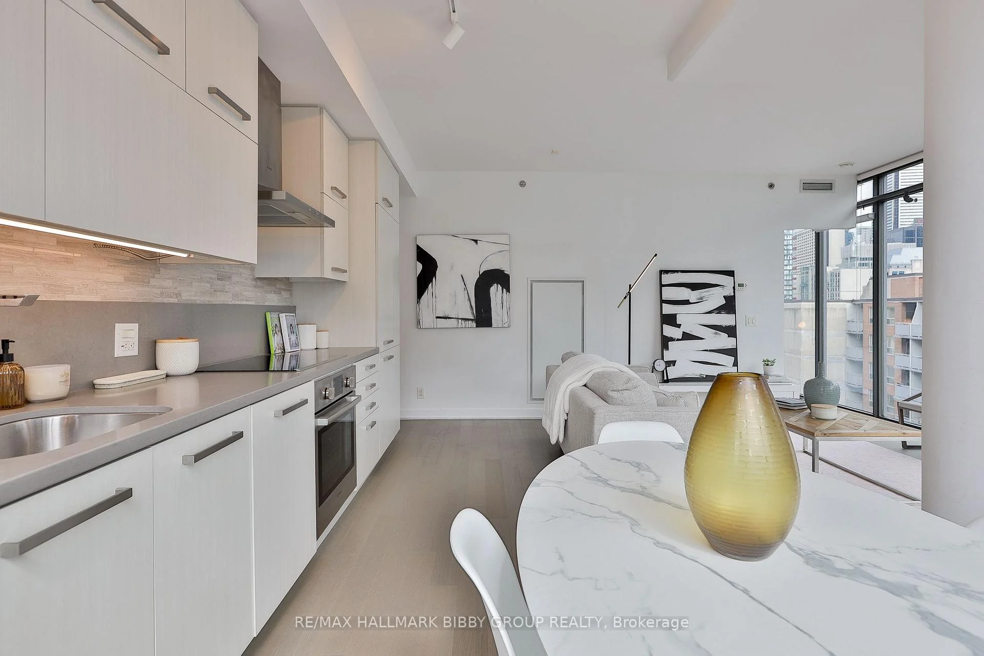 Photo 38 of Unit 710, 15 Beverley Street, Toronto, Kensington-Chinatown — HOMEH
