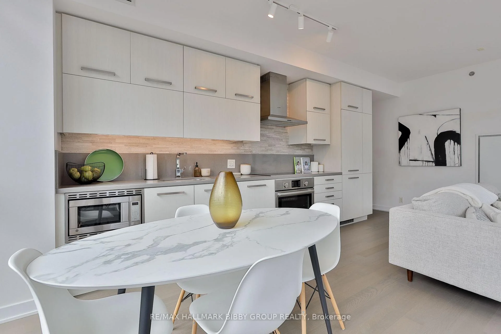 Photo 39 of Unit 710, 15 Beverley Street, Toronto, Kensington-Chinatown — HOMEH