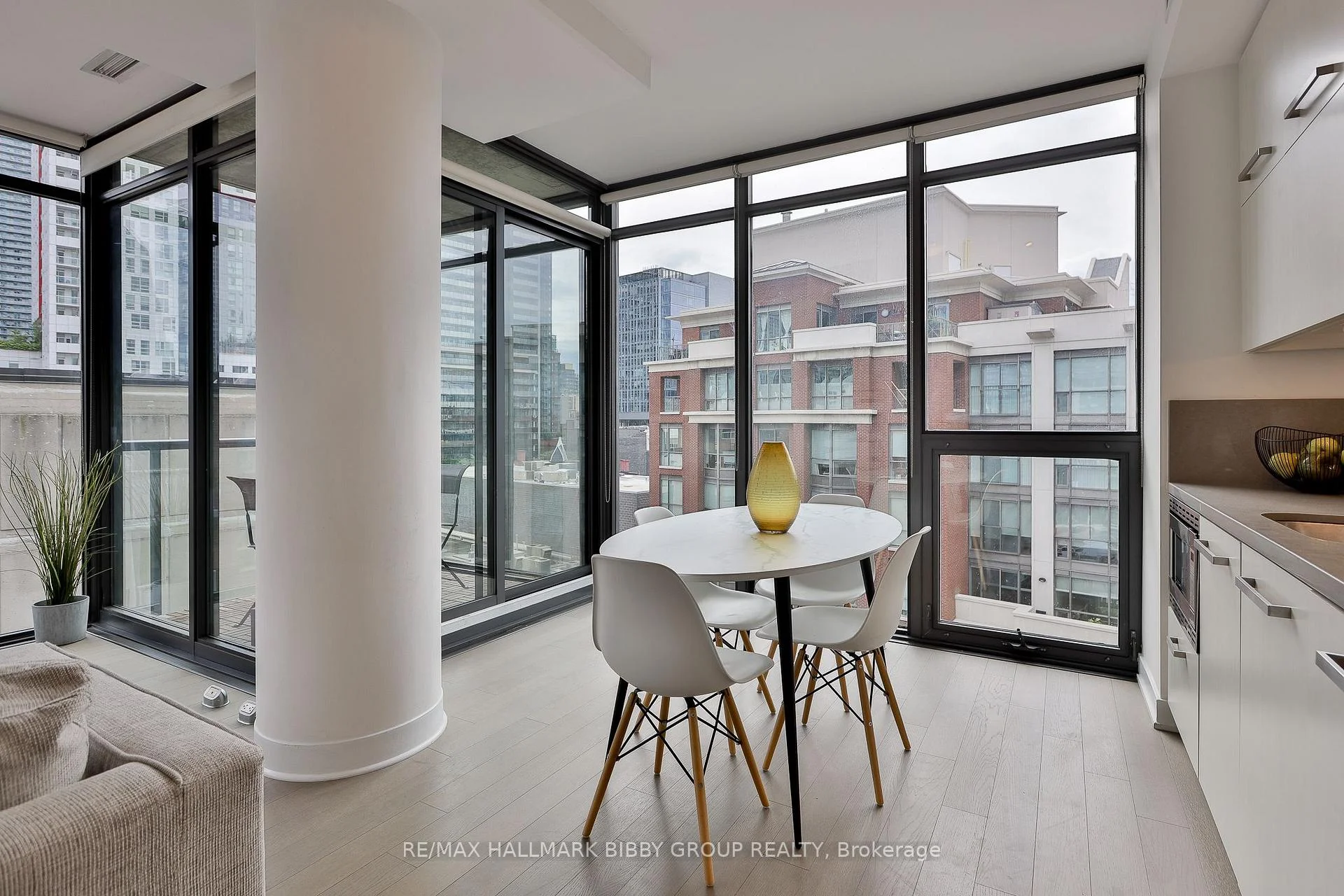 Photo 48 of Unit 710, 15 Beverley Street, Toronto, Kensington-Chinatown — HOMEH