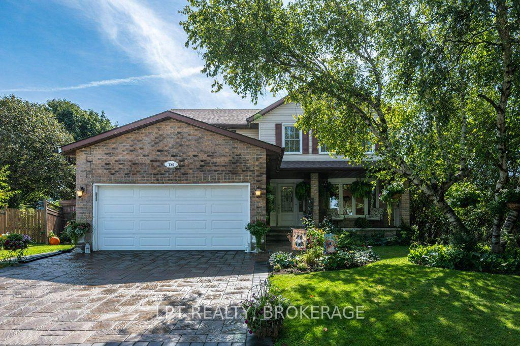 Photo 1 of 780 Muirfield Crescent, Kingston, East Gardiners Rd — HOMEH