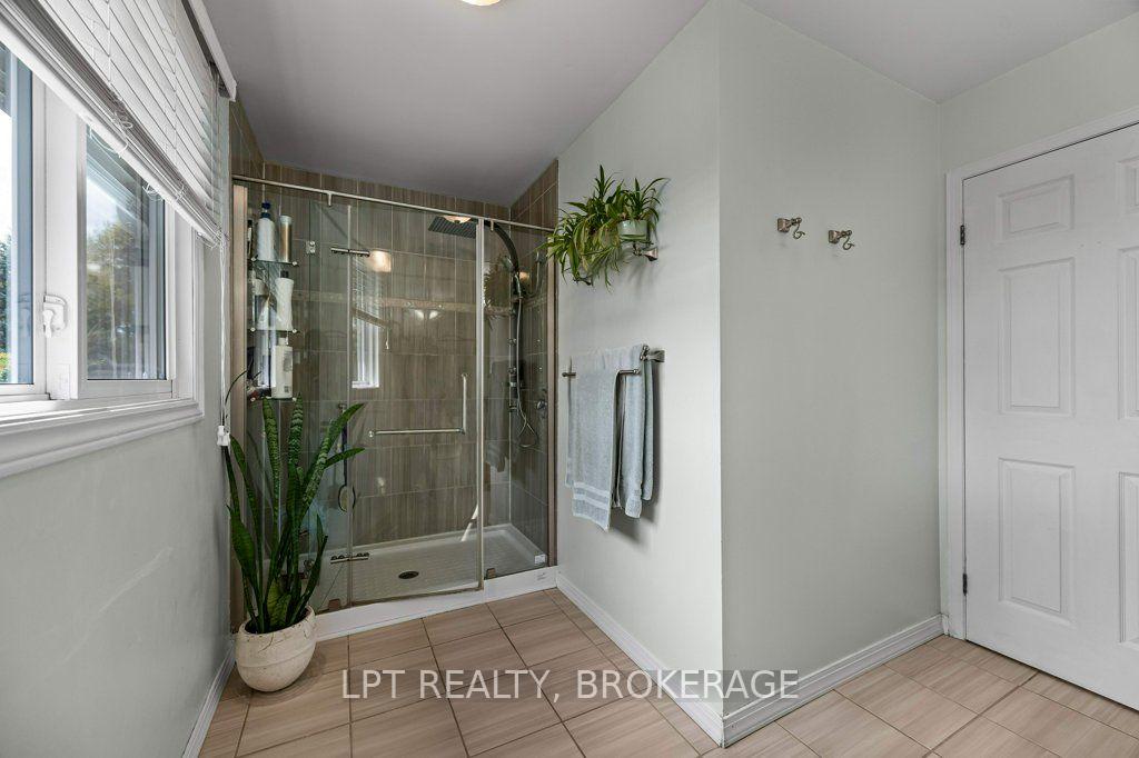 Photo 24 of 780 Muirfield Crescent, Kingston, East Gardiners Rd — HOMEH