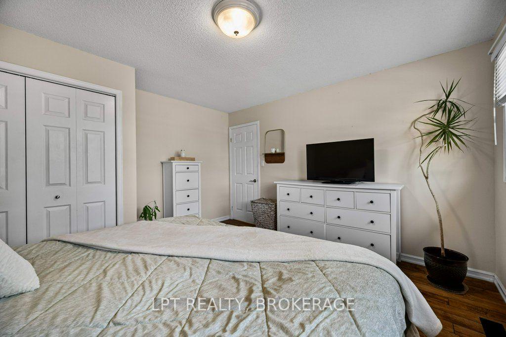 Photo 26 of 780 Muirfield Crescent, Kingston, East Gardiners Rd — HOMEH