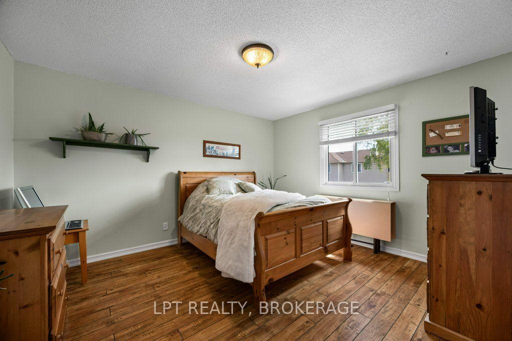 Photo 27 of 780 Muirfield Crescent, Kingston, East Gardiners Rd — HOMEH