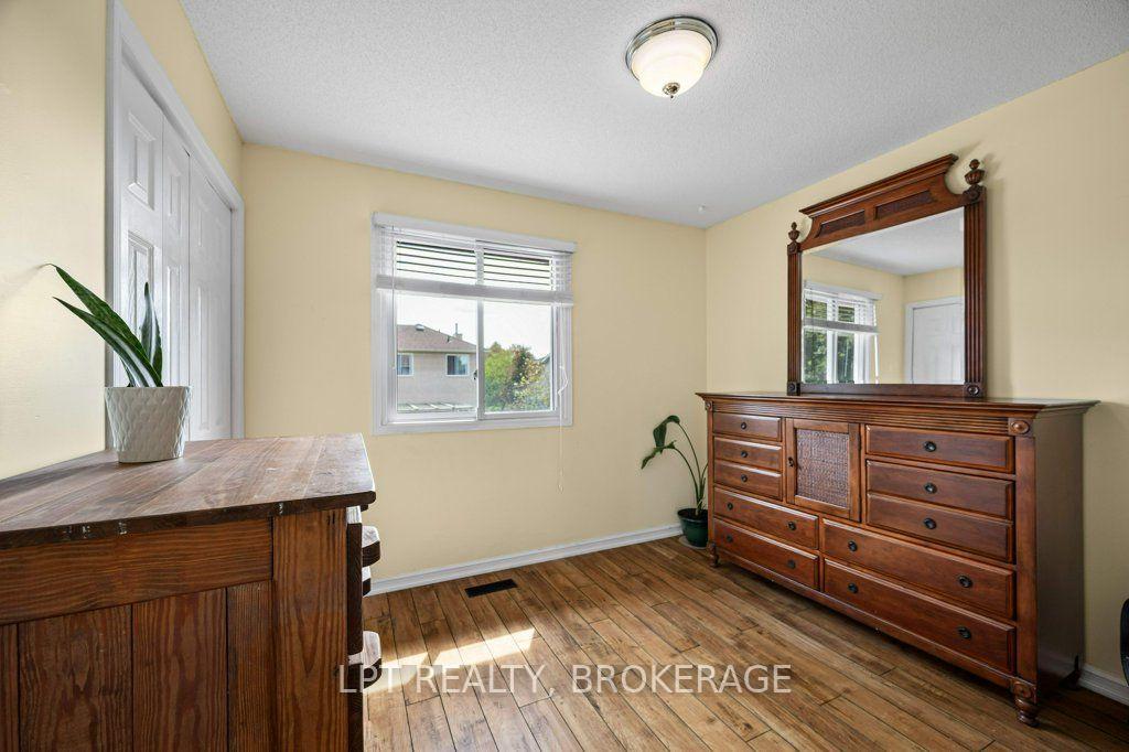Photo 29 of 780 Muirfield Crescent, Kingston, East Gardiners Rd — HOMEH