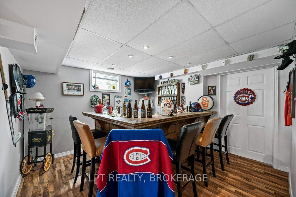 Photo 37 of 780 Muirfield Crescent, Kingston, East Gardiners Rd — HOMEH