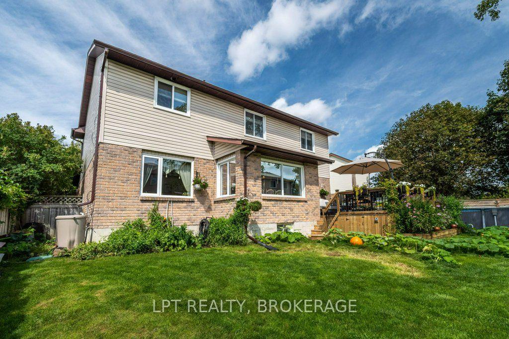 Photo 44 of 780 Muirfield Crescent, Kingston, East Gardiners Rd — HOMEH
