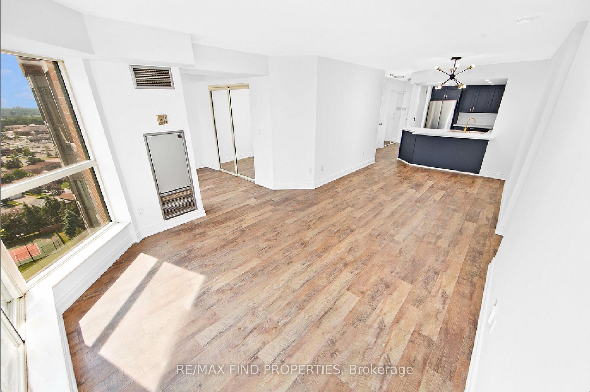 Photo 2 of Unit 1907, 335 Webb Drive, Mississauga, City Centre — HOMEH