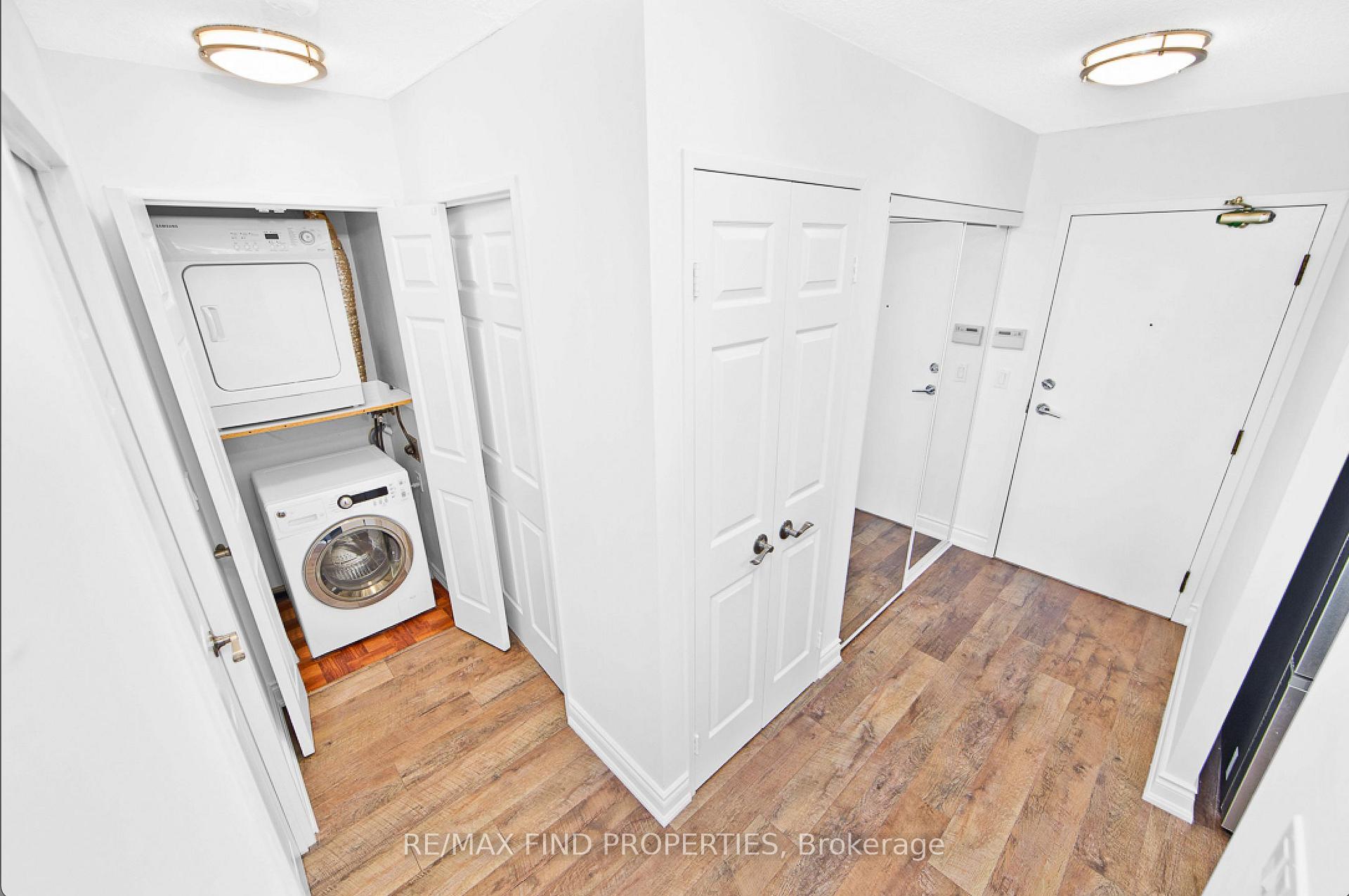 Photo 9 of Unit 1907, 335 Webb Drive, Mississauga, City Centre — HOMEH