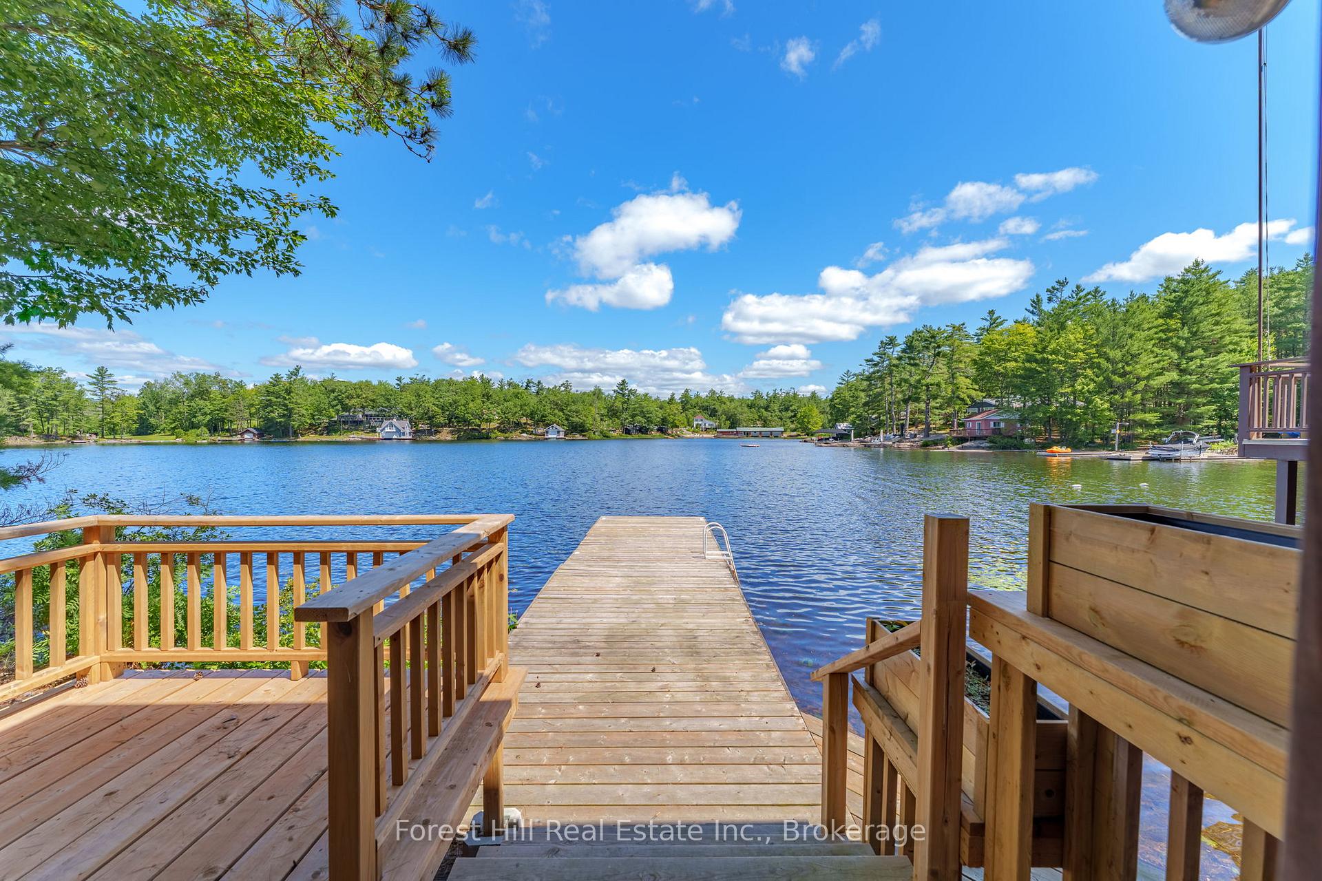 Photo 2 of 1062 Pine Lake Road, Gravenhurst, Muskoka (S) — HOMEH