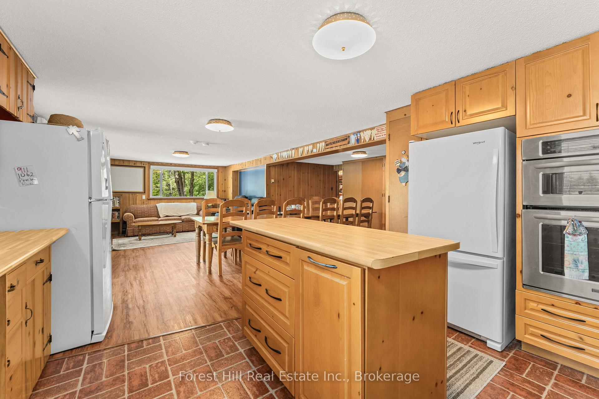 Photo 11 of 1062 Pine Lake Road, Gravenhurst, Muskoka (S) — HOMEH
