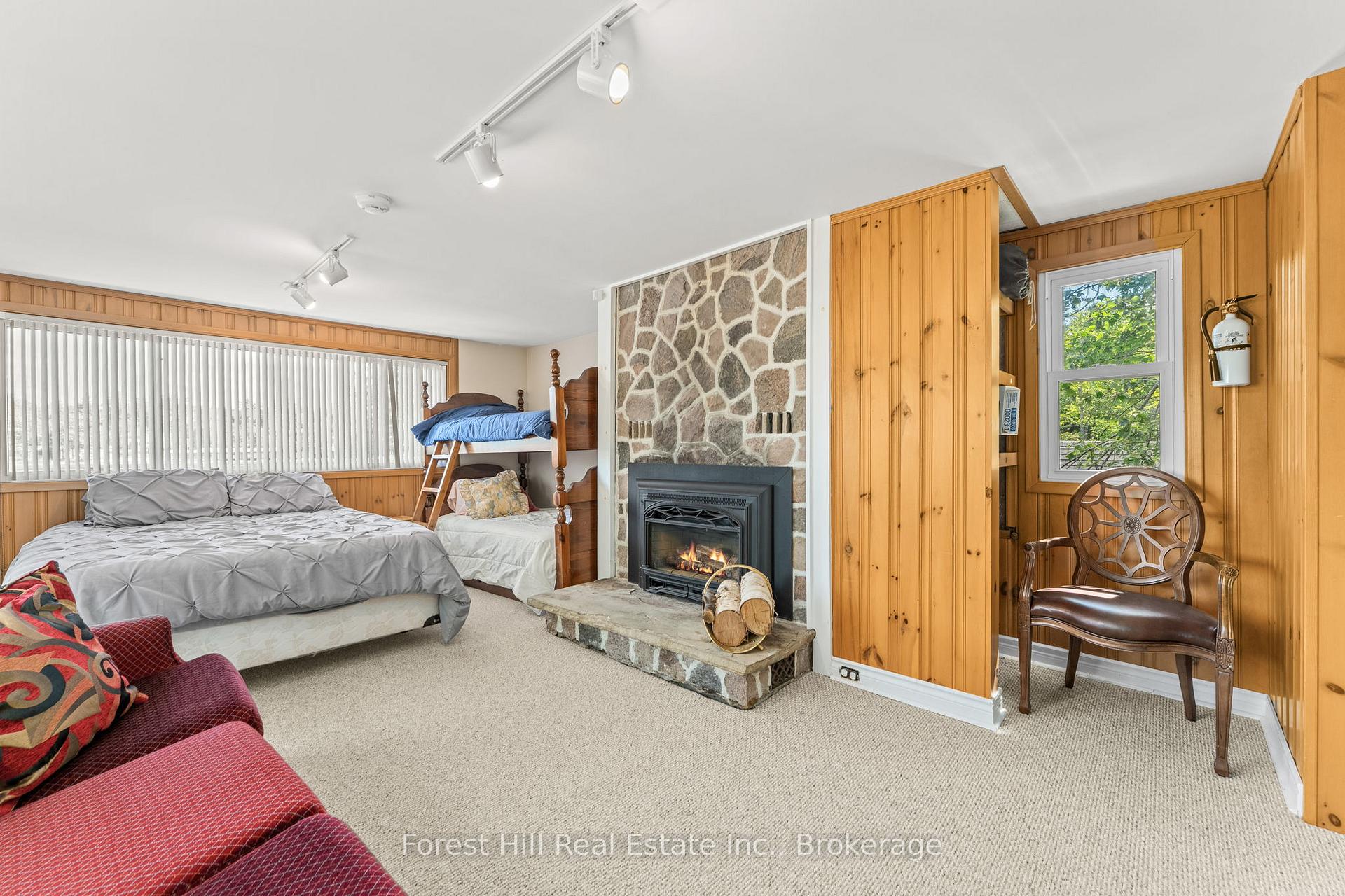 Photo 27 of 1062 Pine Lake Road, Gravenhurst, Muskoka (S) — HOMEH
