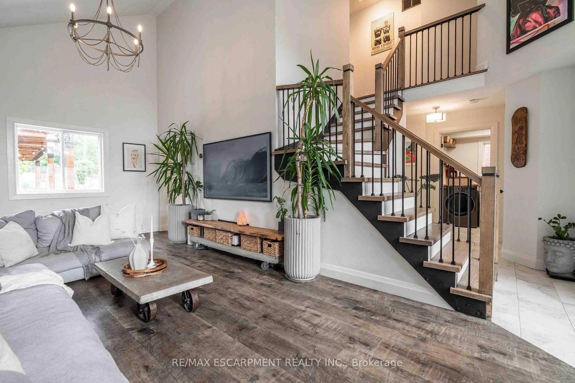 Photo 4 of 136 Braemar Avenue, Haldimand — HOMEH