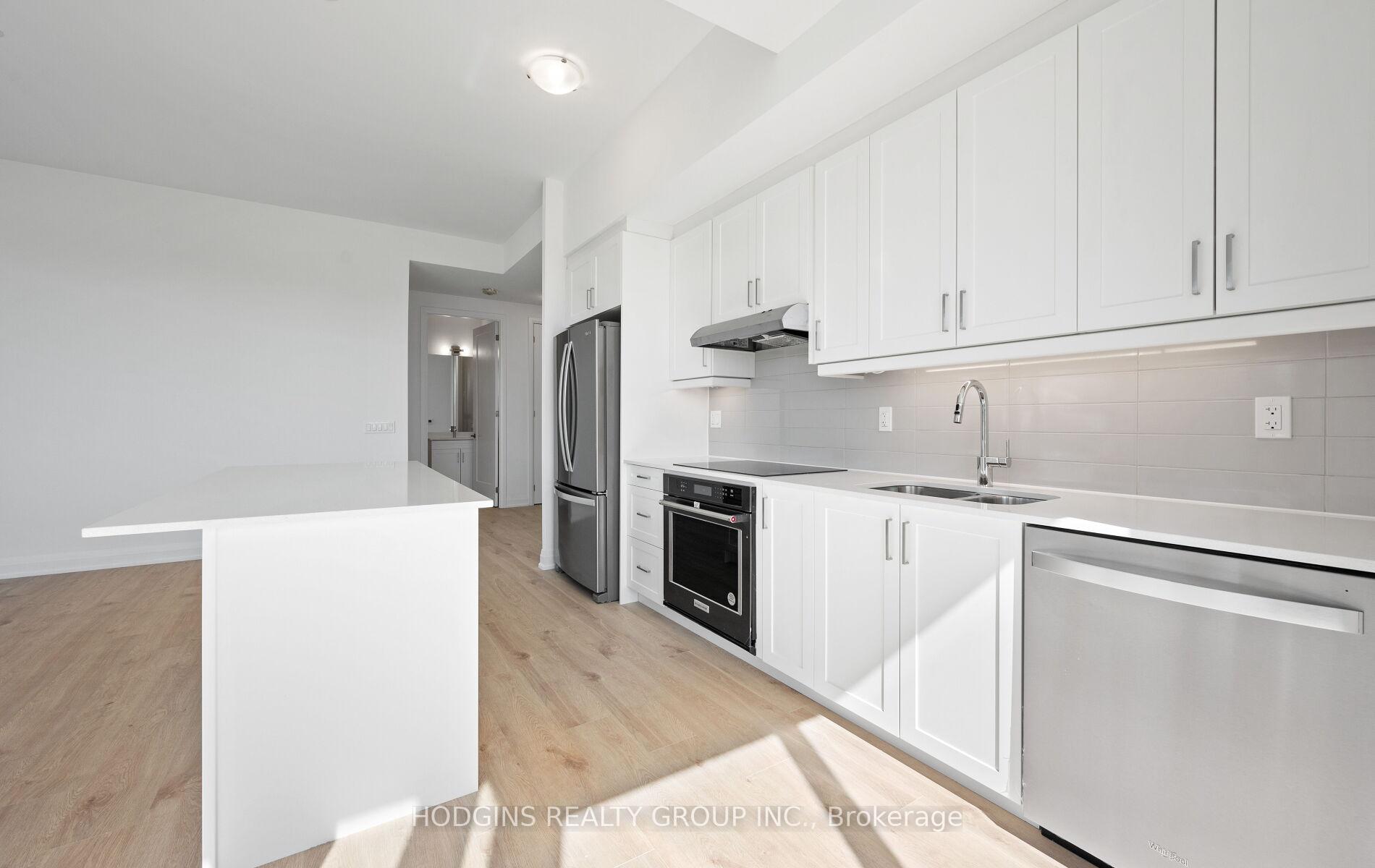 Photo 9 of Unit 106, 1035 Southdown Road, Mississauga, Clarkson — HOMEH