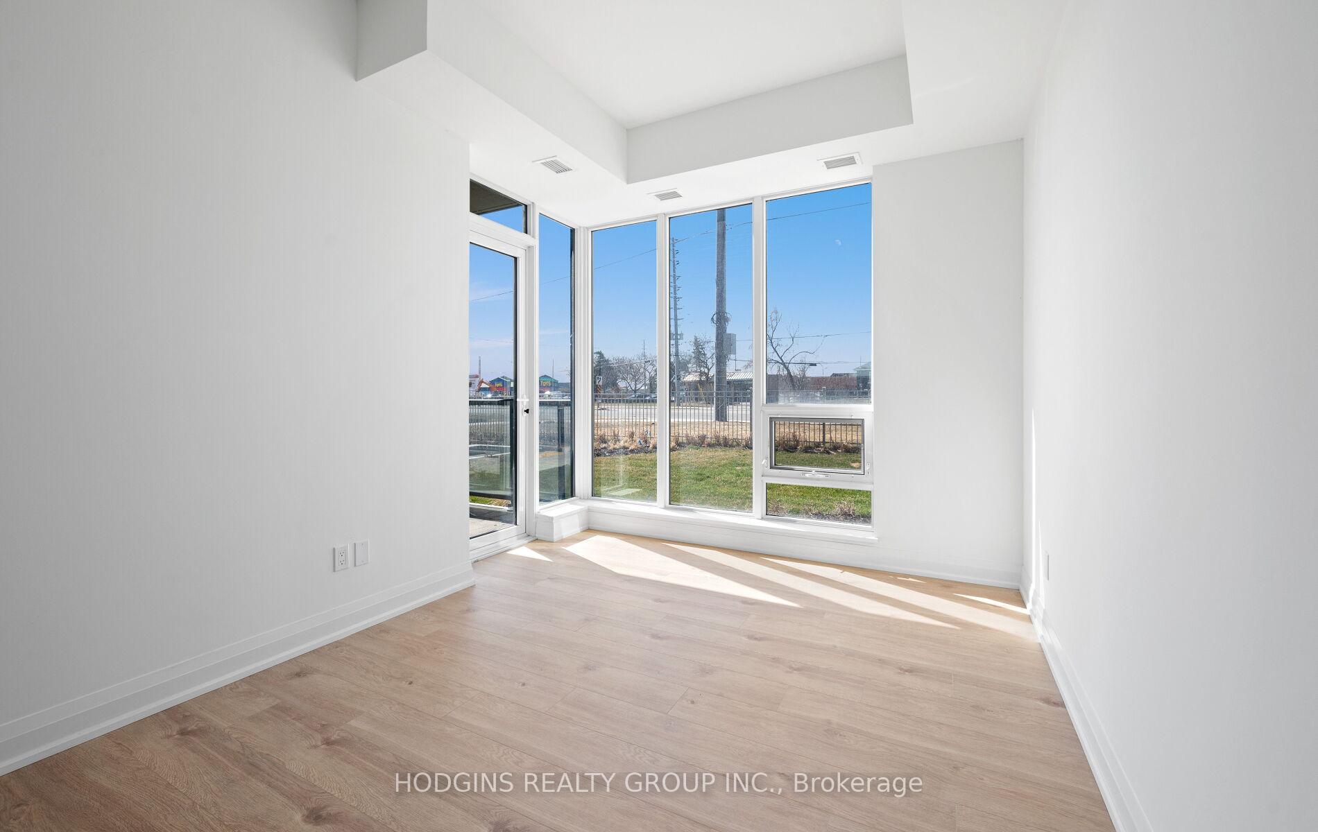 Photo 15 of Unit 106, 1035 Southdown Road, Mississauga, Clarkson — HOMEH