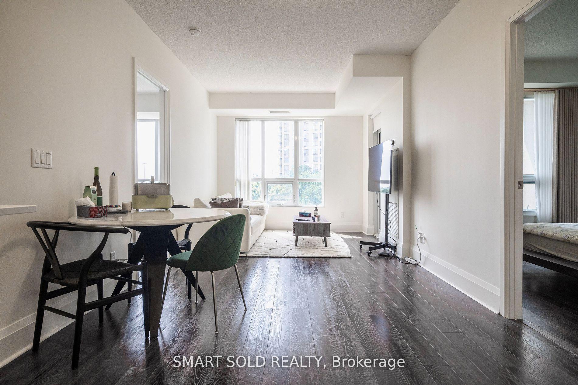 Photo of Unit 502, 100 Harrison Garden Boulevard