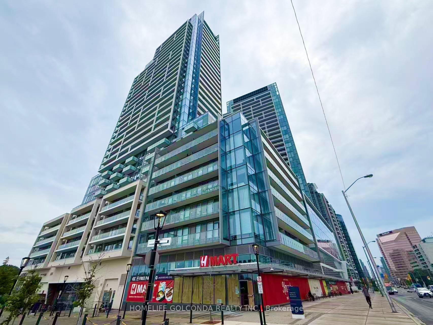 Front of Unit N1006, 7 Golden Lion Heights