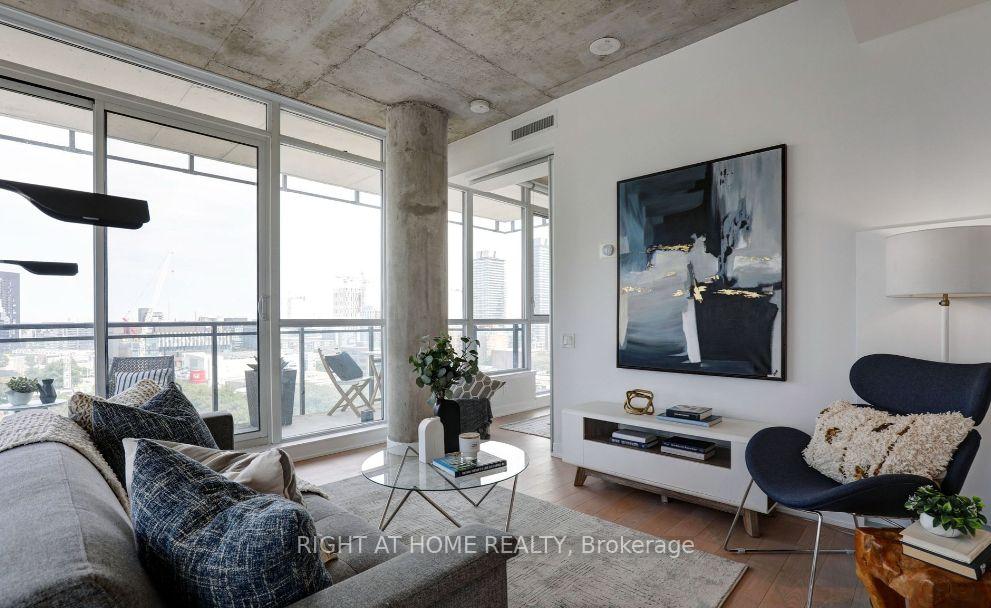 Photo 3 of Unit 1305, 318 King Street E, Toronto, Moss Park — HOMEH