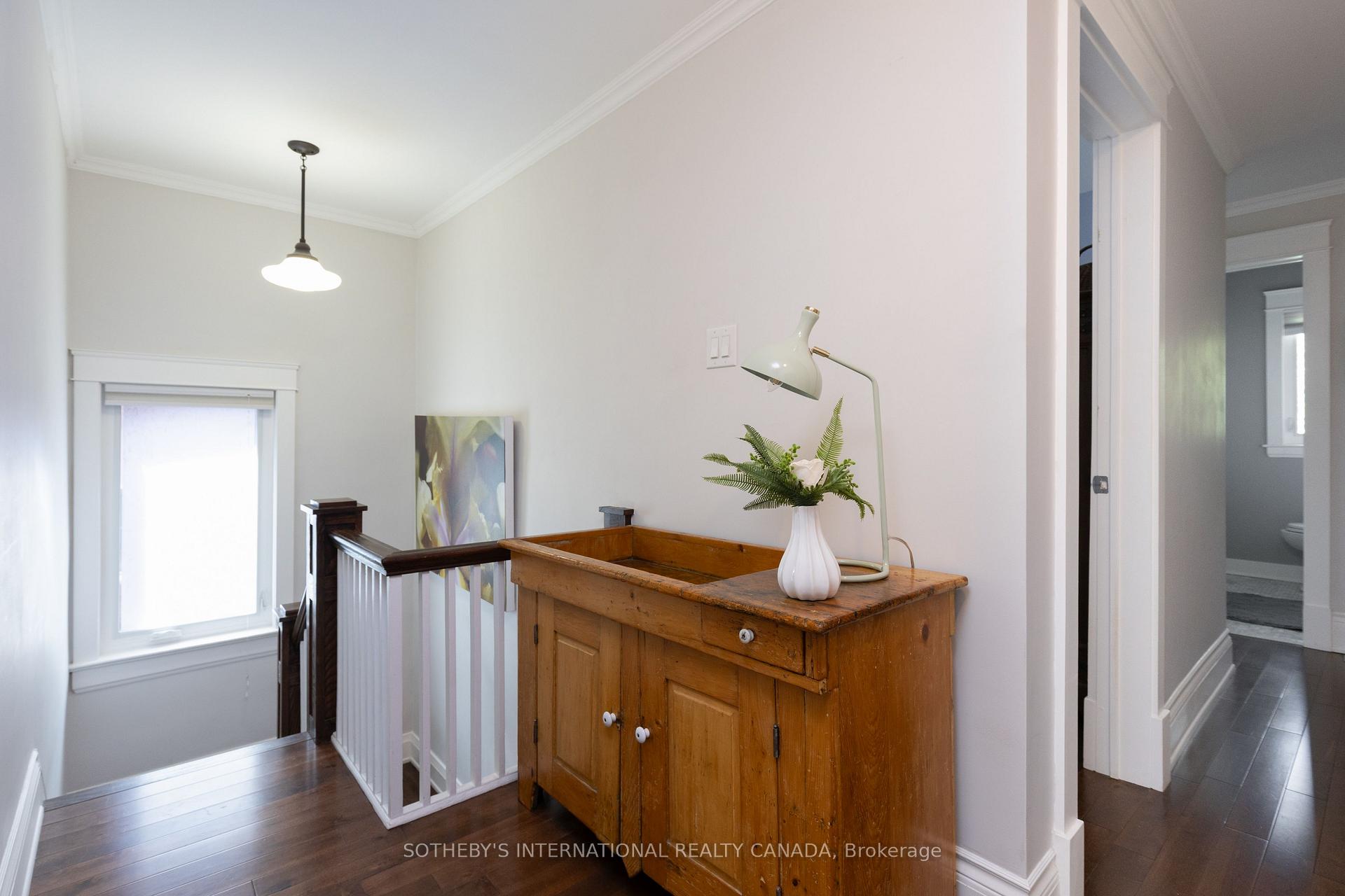 Photo 10 of 2 Rexford Road, Toronto, Runnymede-Bloor West Village — HOMEH