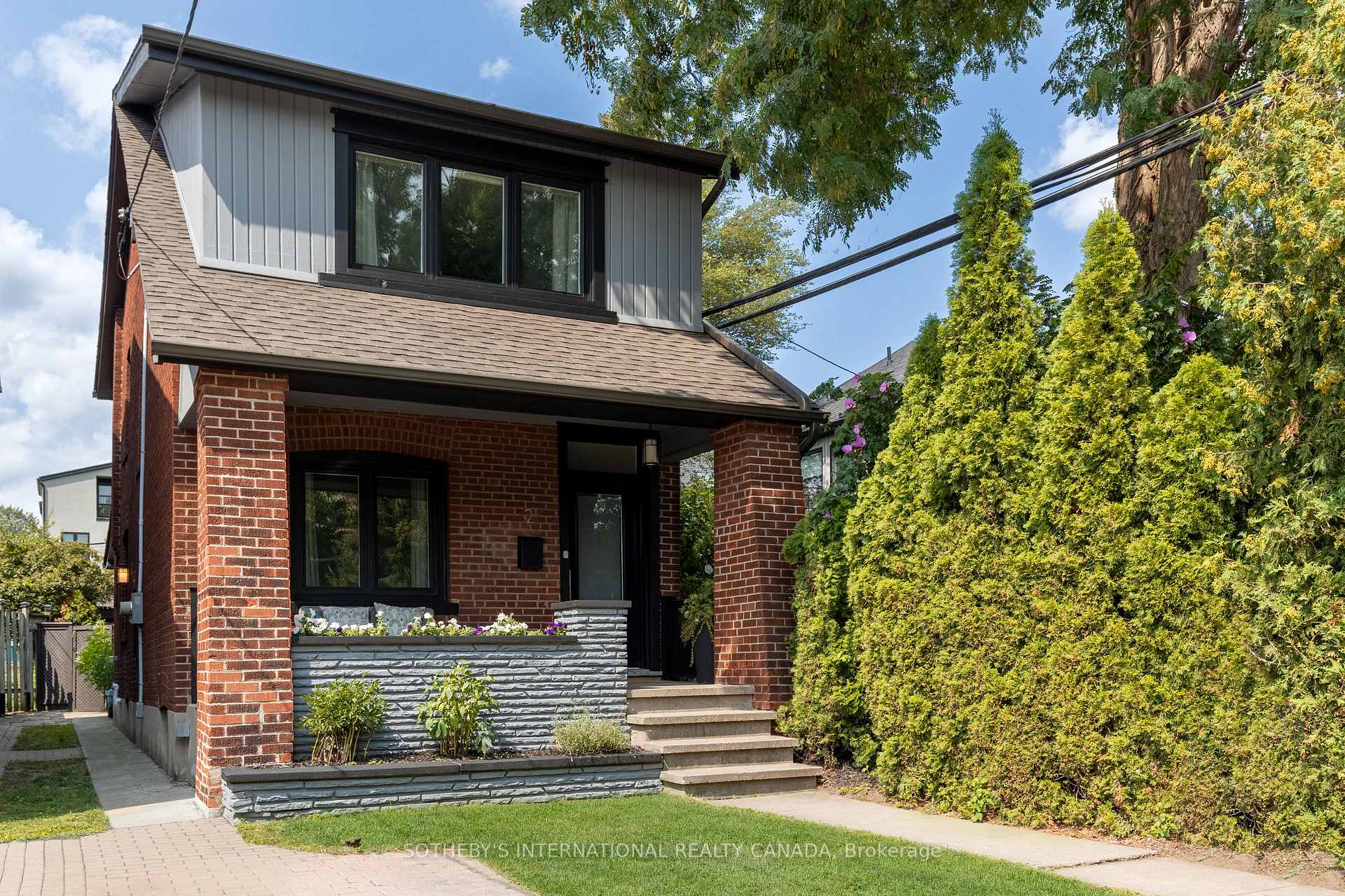 Photo 29 of 2 Rexford Road, Toronto, Runnymede-Bloor West Village — HOMEH