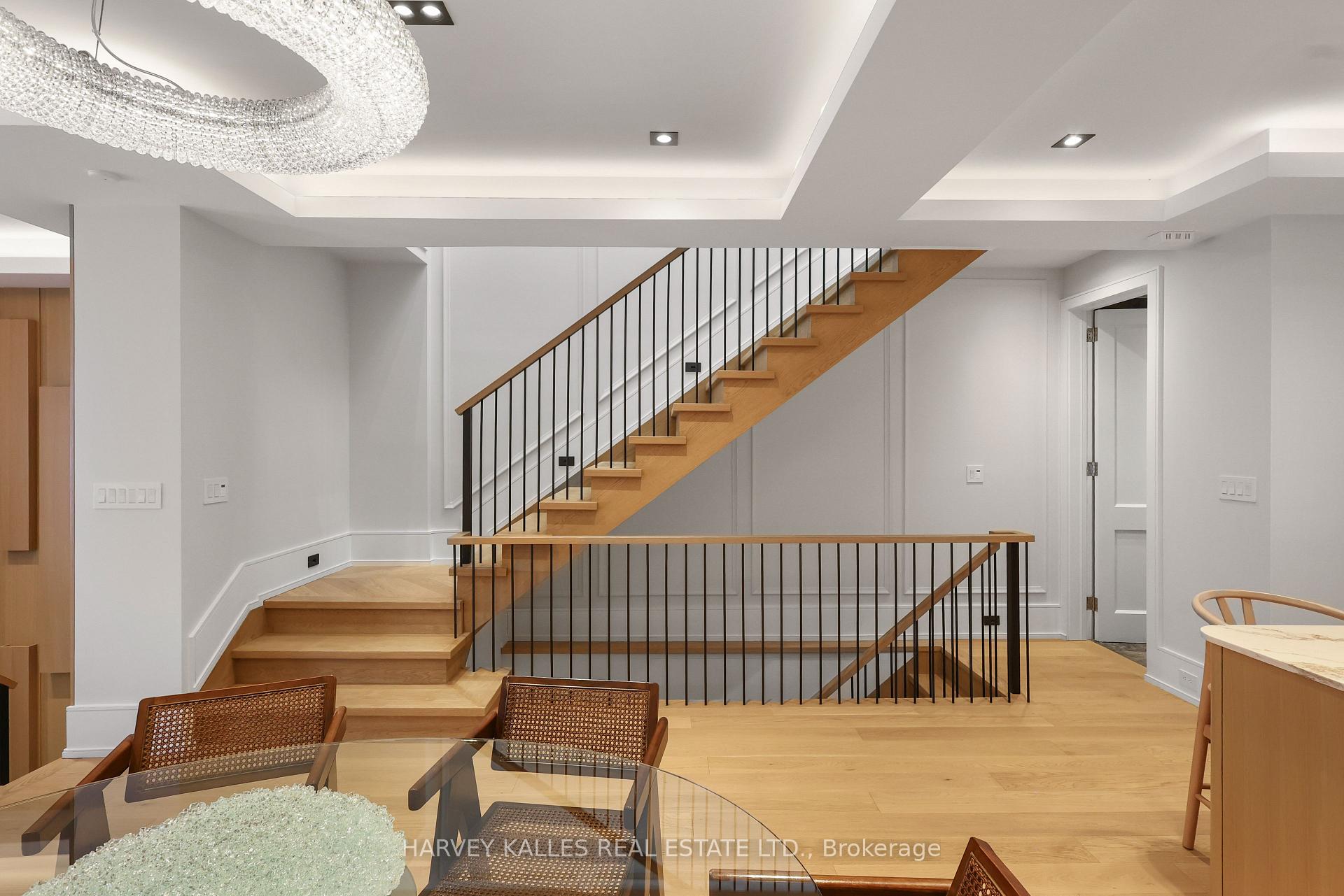 Photo 10 of 90 Roe Avenue, Toronto, Lawrence Park North — HOMEH