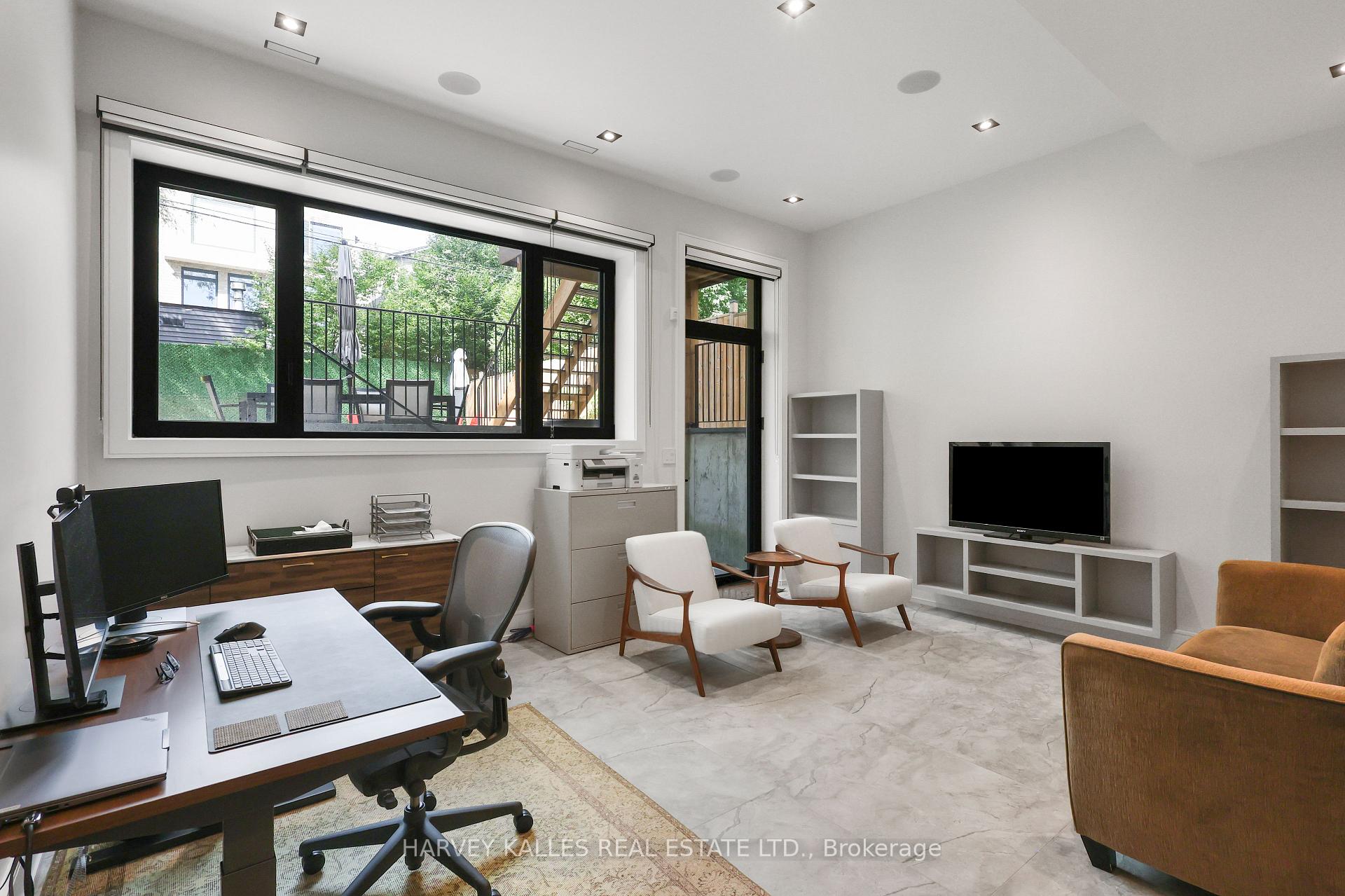 Photo 44 of 90 Roe Avenue, Toronto, Lawrence Park North — HOMEH