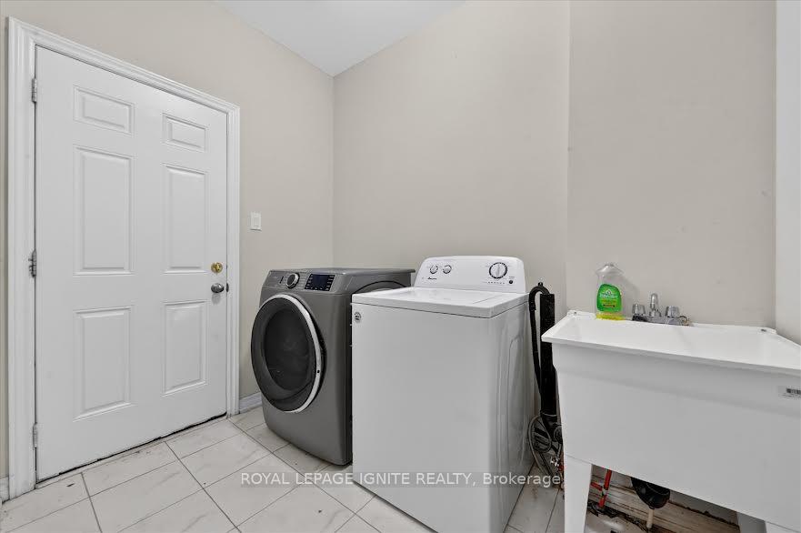 Photo 4 of Unit BSMT, 67 Henry Smith Avenue, Clarington, Bowmanville — HOMEH