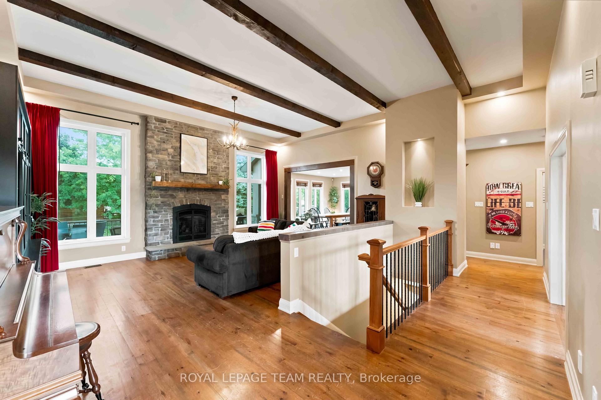 Photo 5 of 1801 Cedarlakes Way, Ottawa, Greely — HOMEH